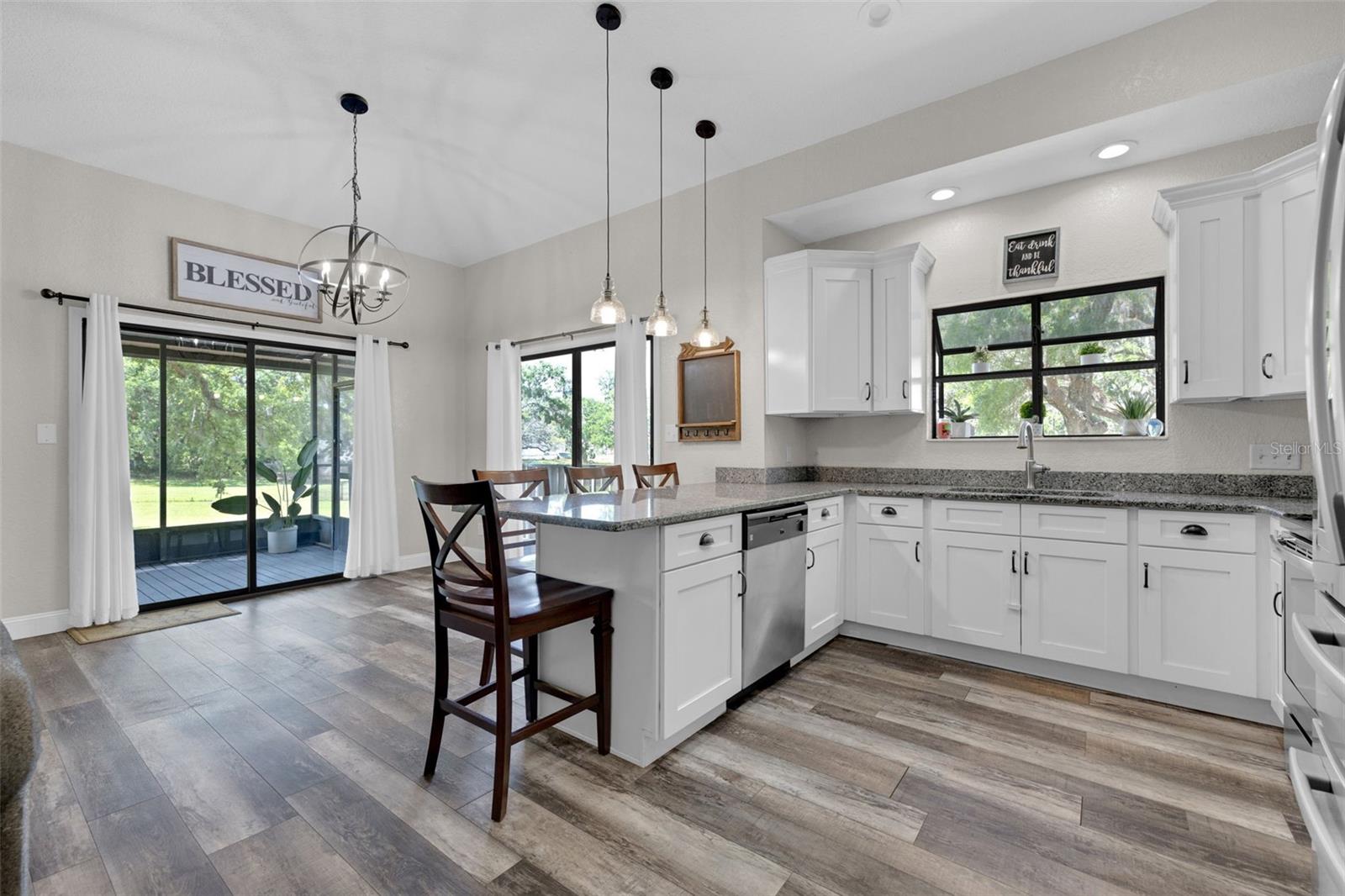 13437 MCINTOSH RD, THONOTOSASSA, FL, 33592