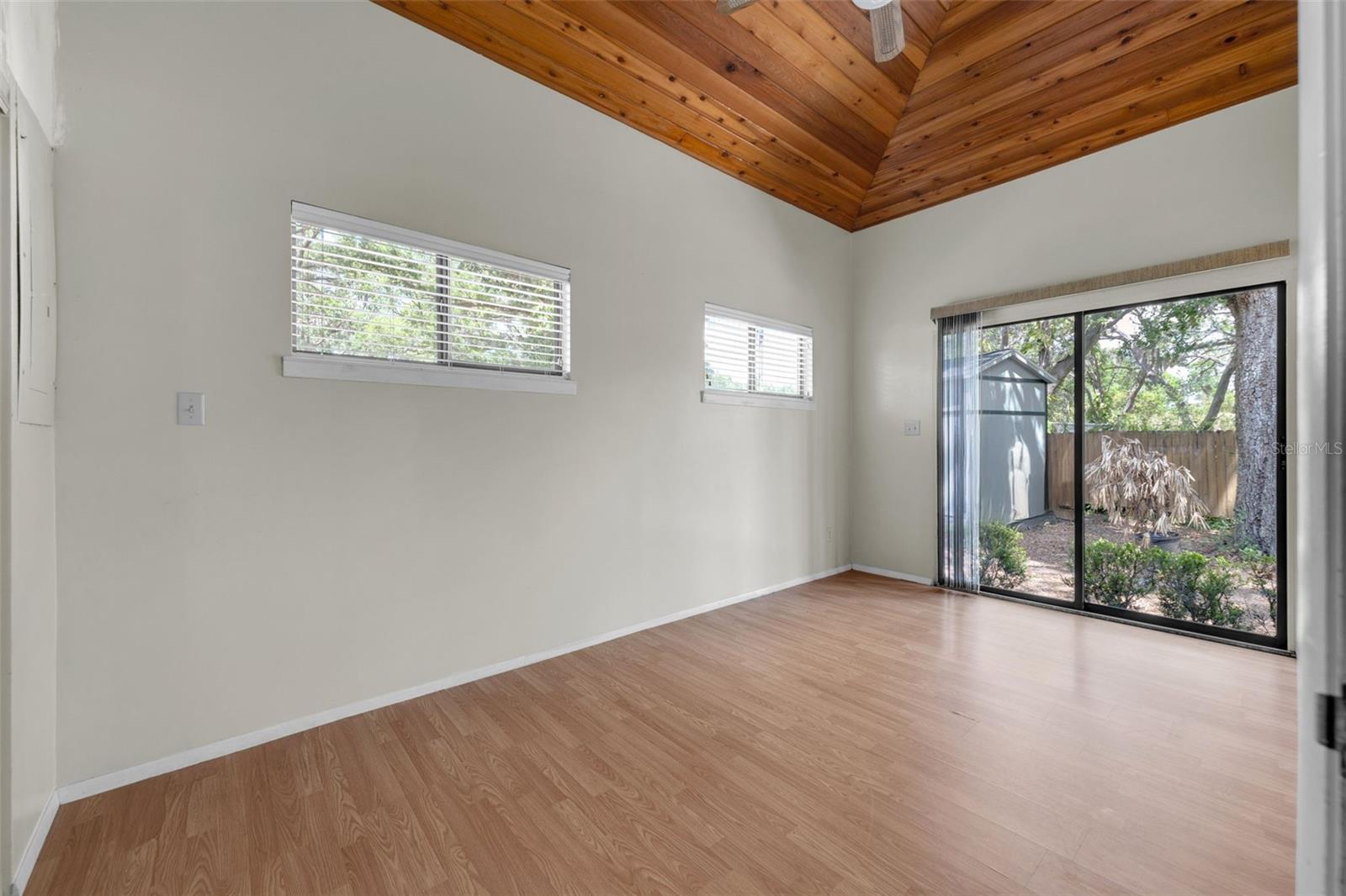 13437 MCINTOSH RD, THONOTOSASSA, FL, 33592