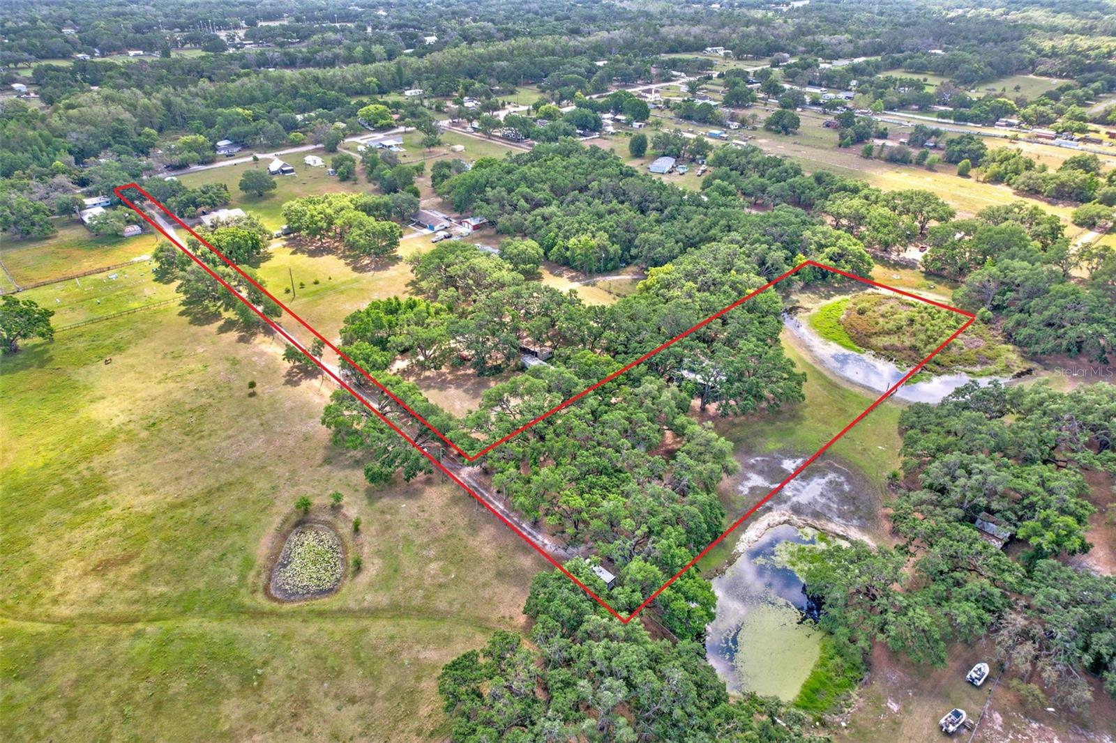 13437 MCINTOSH RD, THONOTOSASSA, FL, 33592