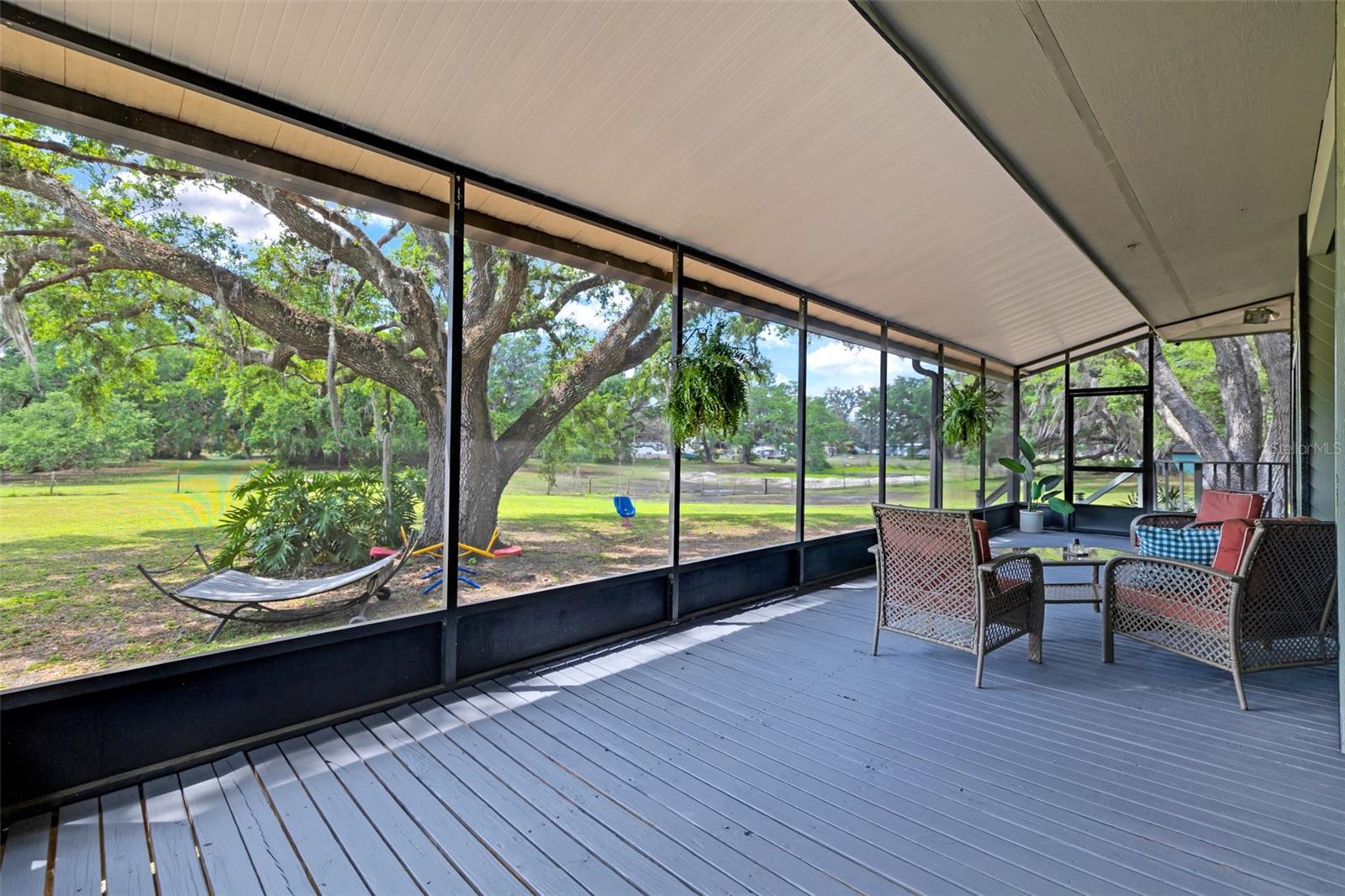 13437 MCINTOSH RD, THONOTOSASSA, FL, 33592