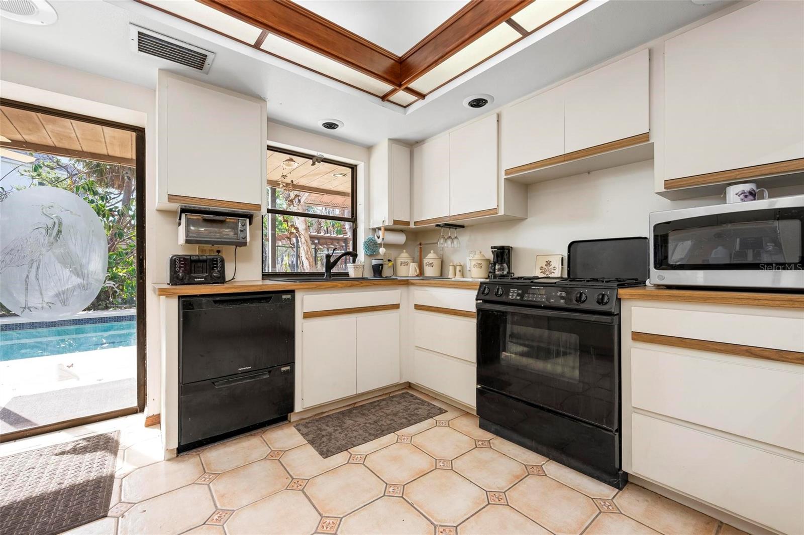 4711 OCEAN BLVD, SARASOTA, FL, 34242
