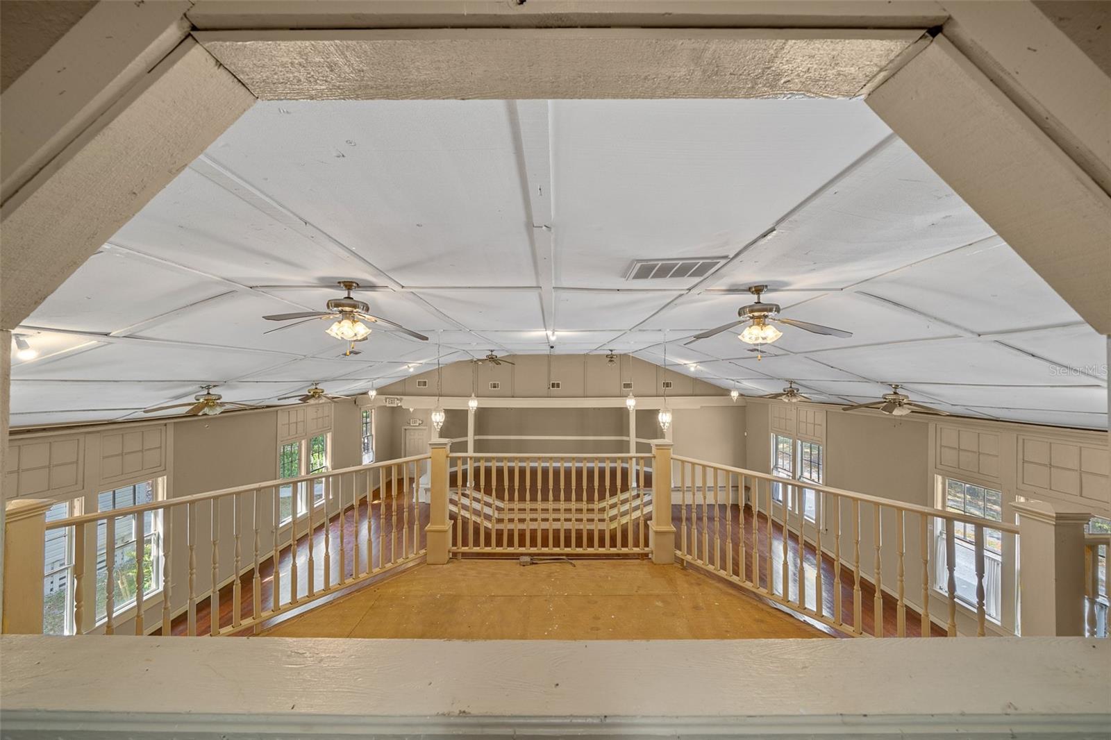 118 NE TUSCAWILLA AVE, OCALA, FL, 34470