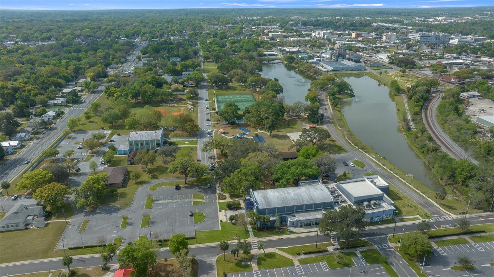 118 NE TUSCAWILLA AVE, OCALA, FL, 34470