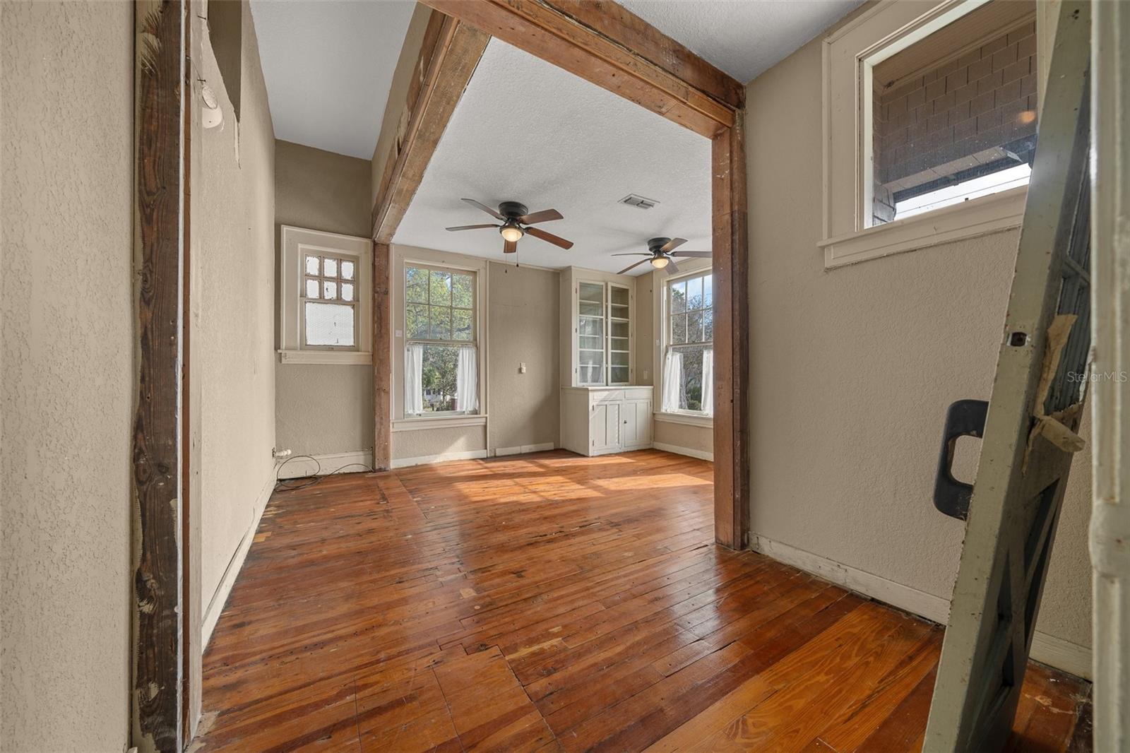 118 NE TUSCAWILLA AVE, OCALA, FL, 34470