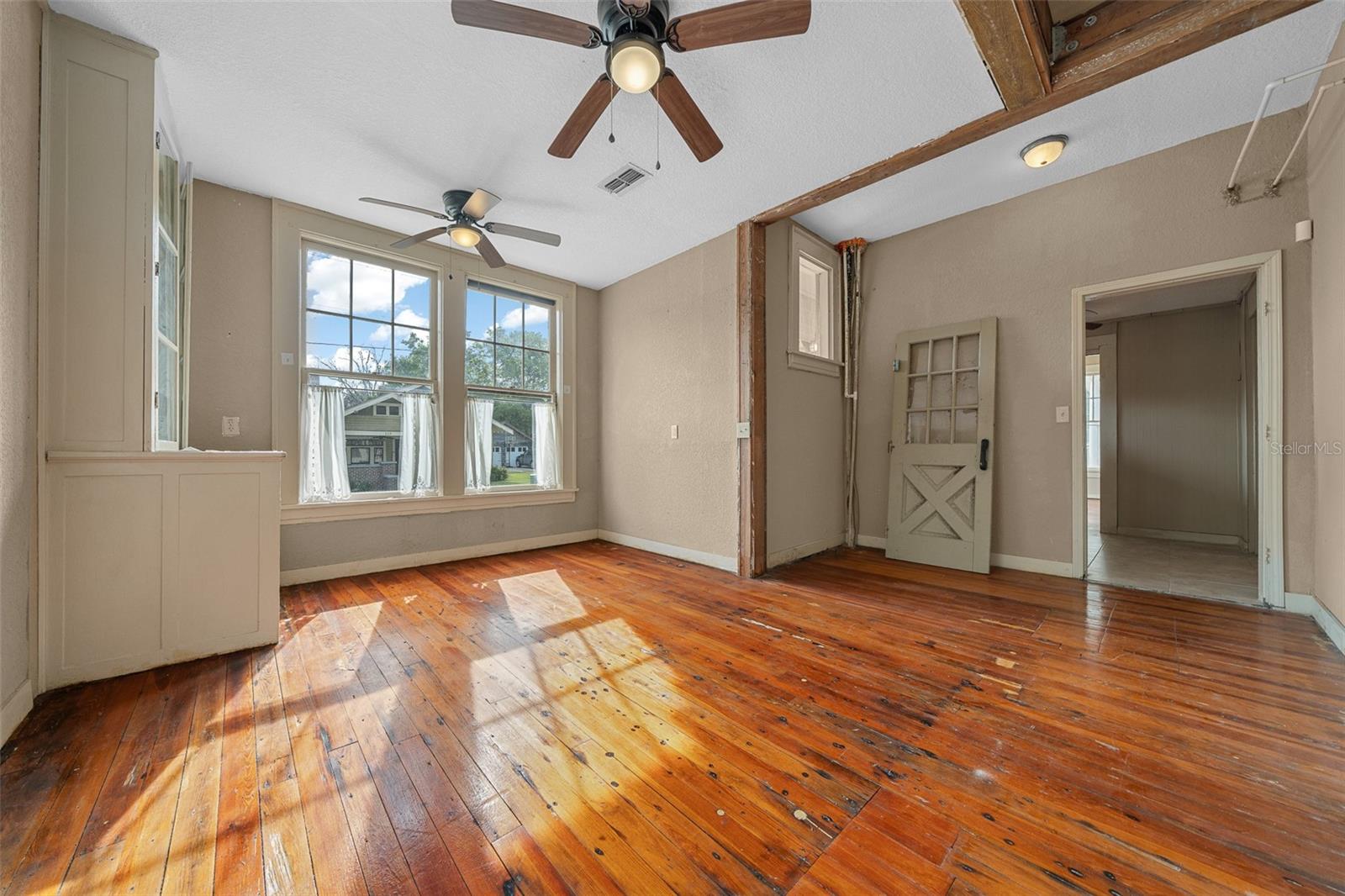 118 NE TUSCAWILLA AVE, OCALA, FL, 34470