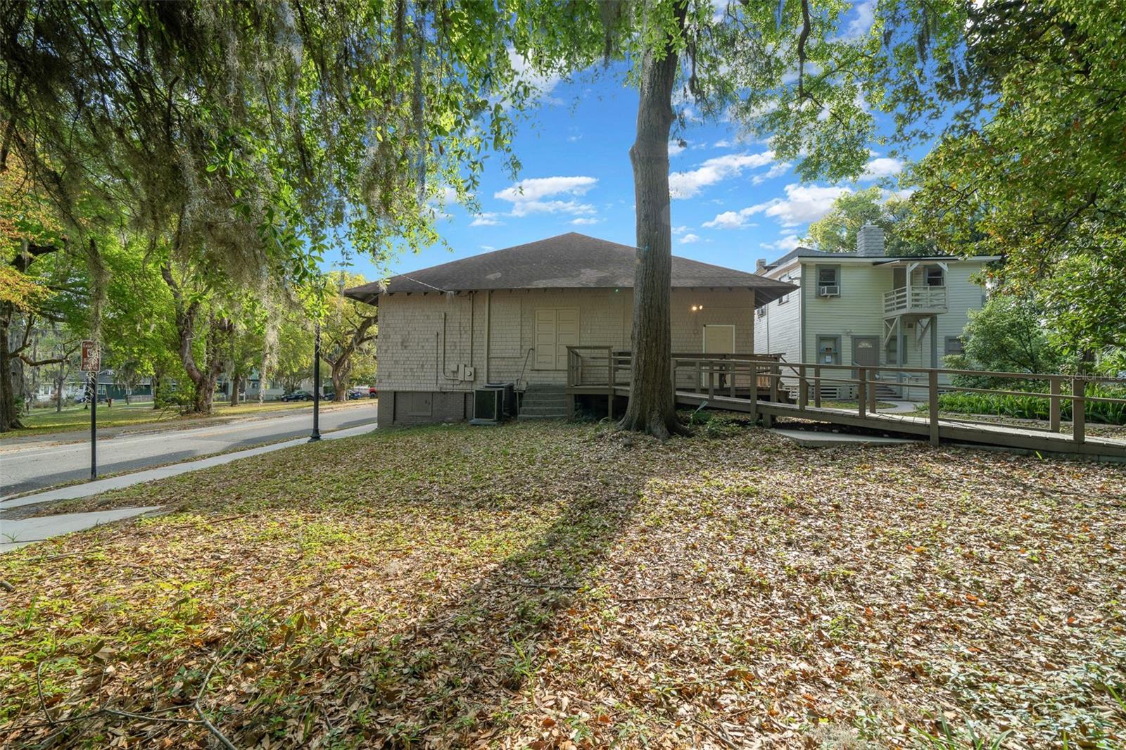 118 NE TUSCAWILLA AVE, OCALA, FL, 34470