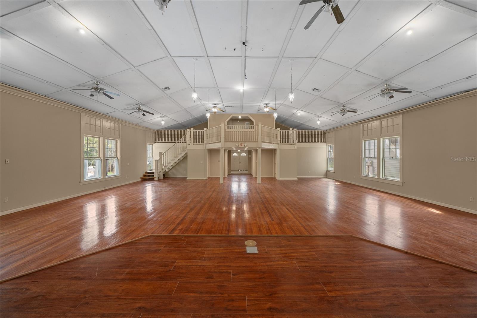 118 NE TUSCAWILLA AVE, OCALA, FL, 34470