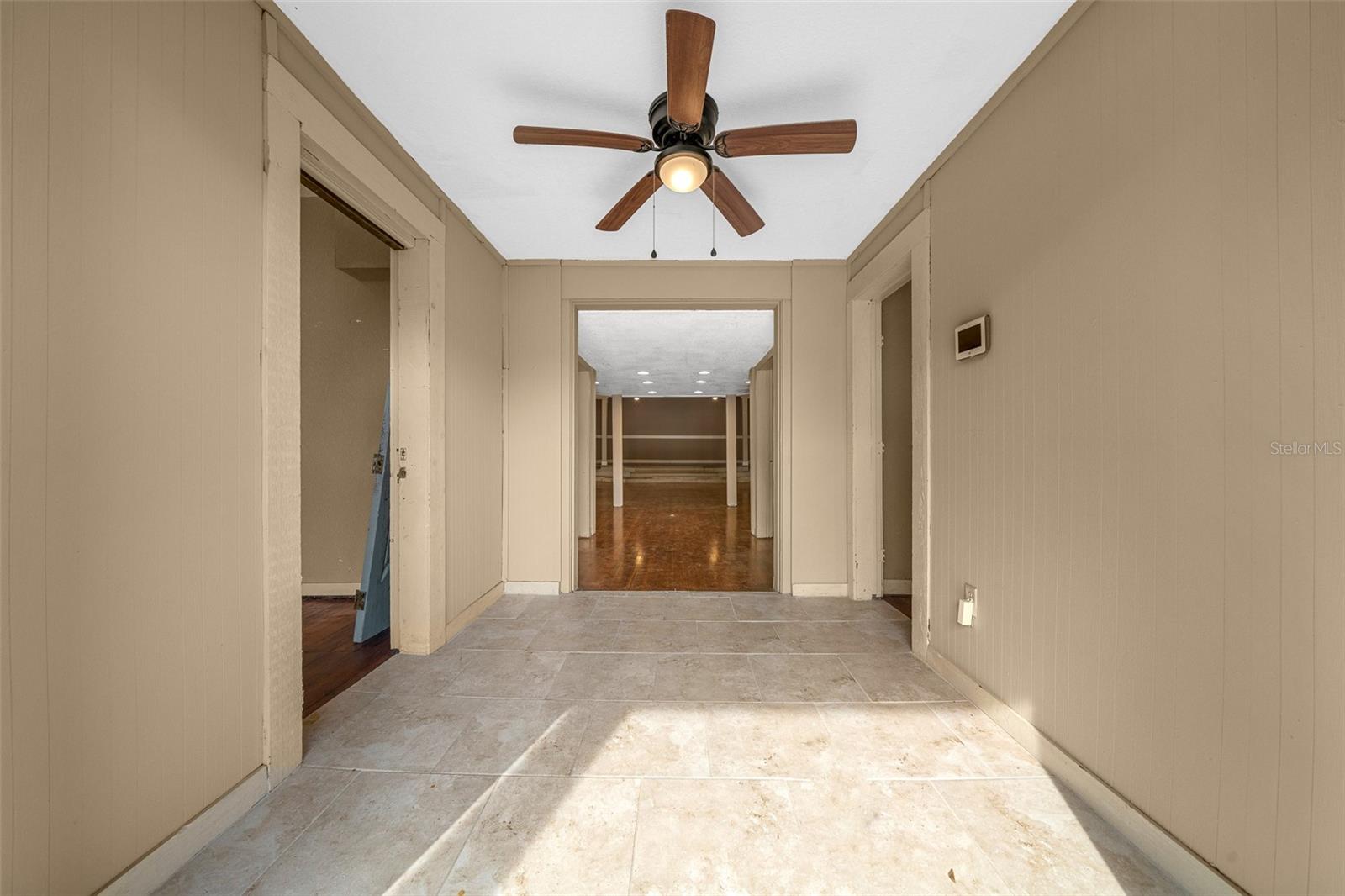118 NE TUSCAWILLA AVE, OCALA, FL, 34470