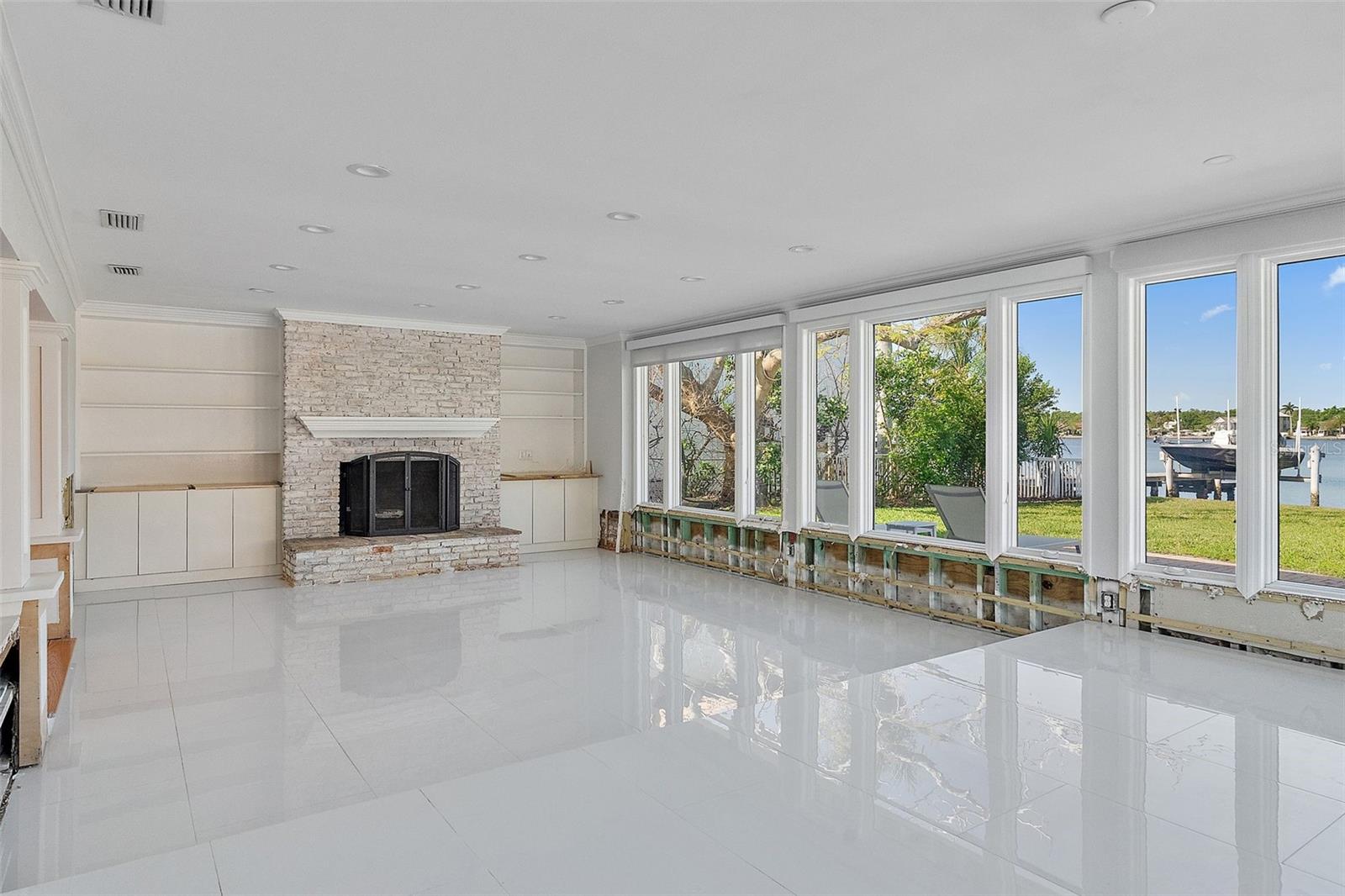 1344 MONTEREY BLVD NE, ST PETERSBURG, FL, 33704