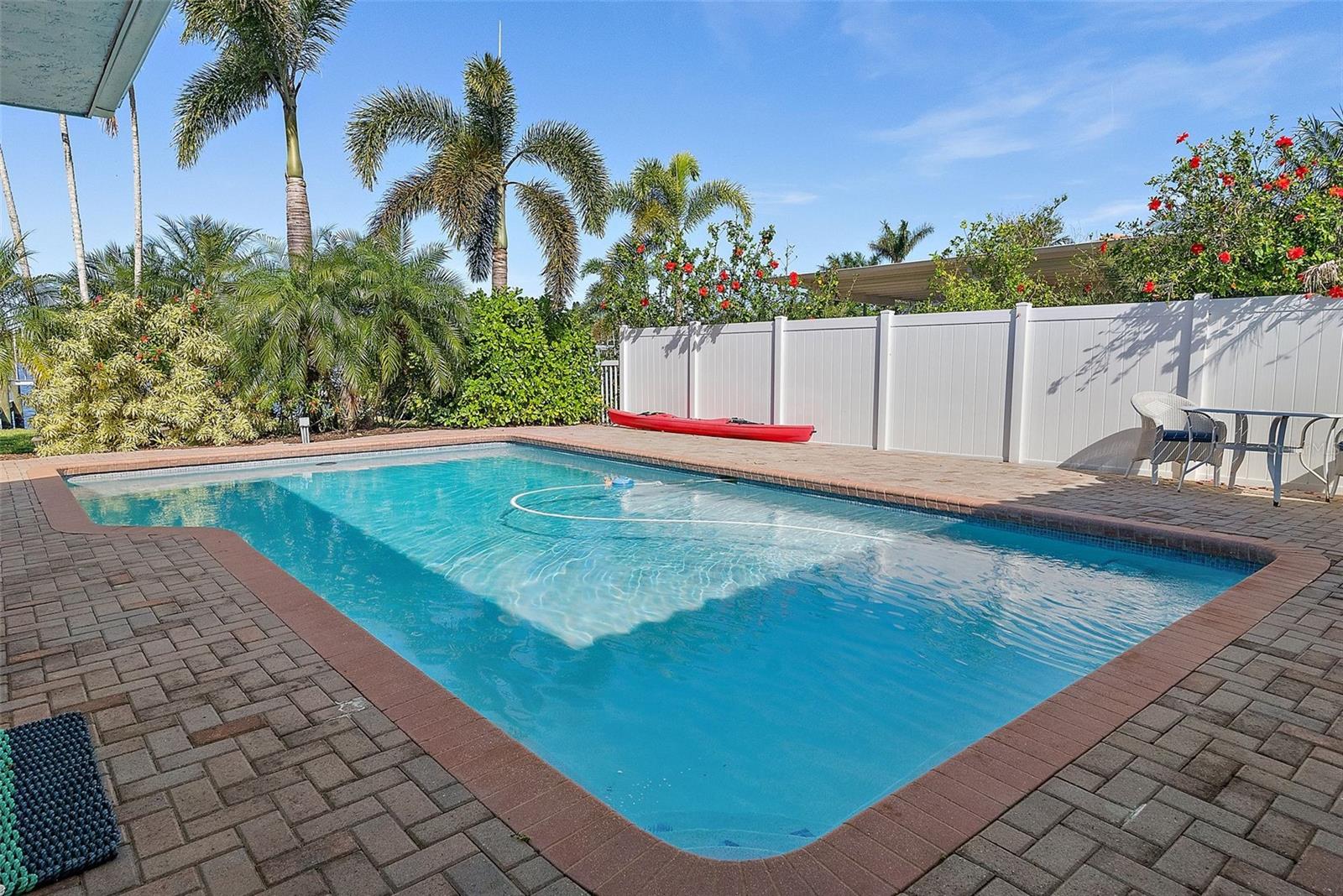1344 MONTEREY BLVD NE, ST PETERSBURG, FL, 33704