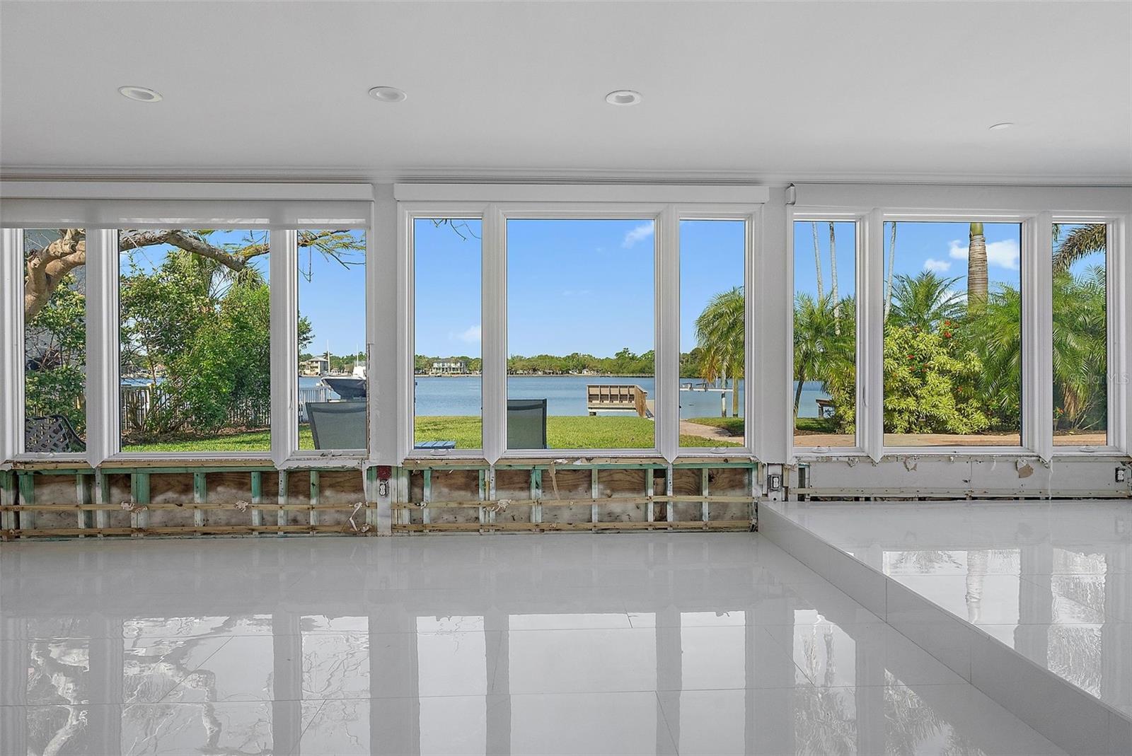 1344 MONTEREY BLVD NE, ST PETERSBURG, FL, 33704