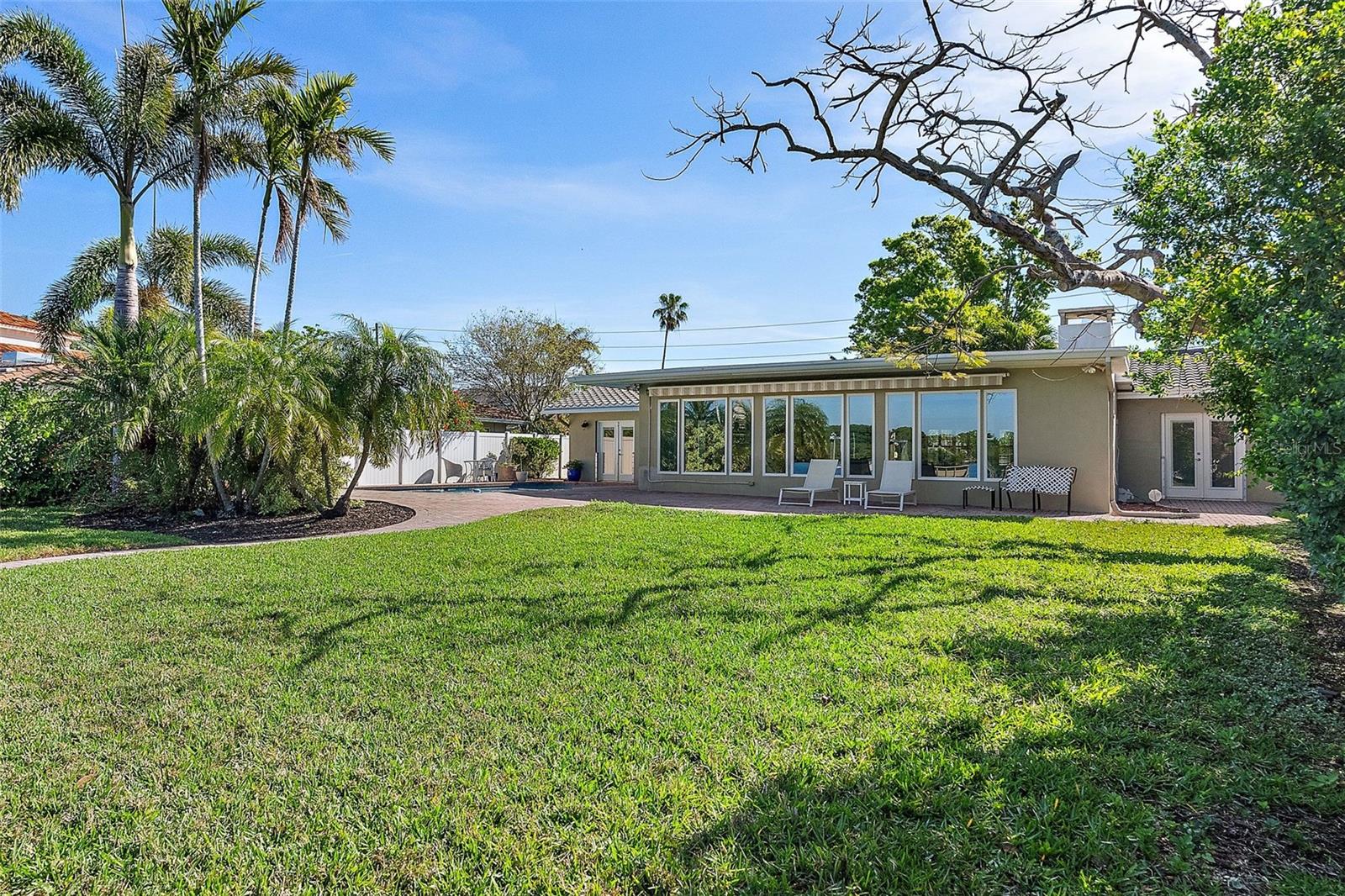 1344 MONTEREY BLVD NE, ST PETERSBURG, FL, 33704
