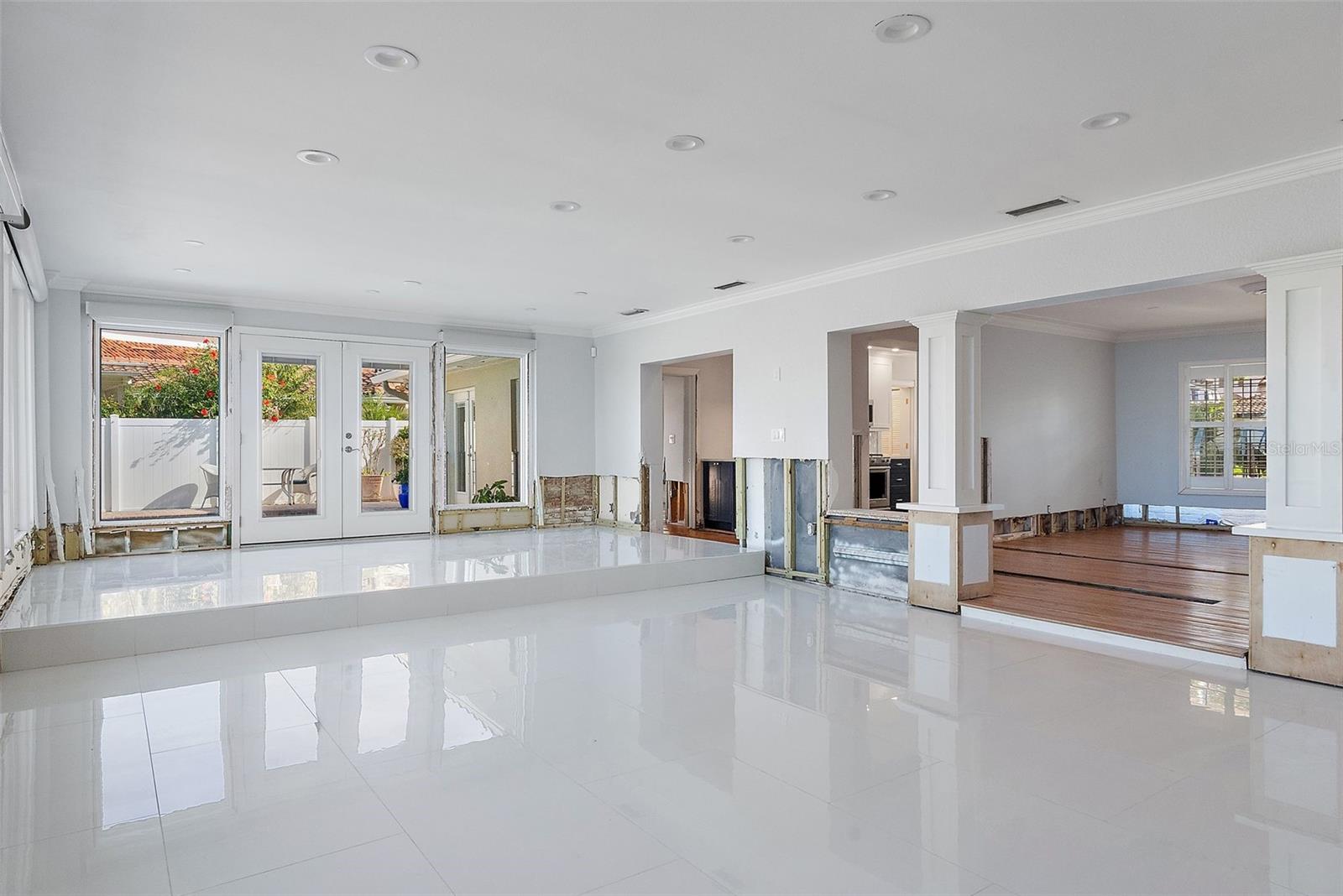 1344 MONTEREY BLVD NE, ST PETERSBURG, FL, 33704