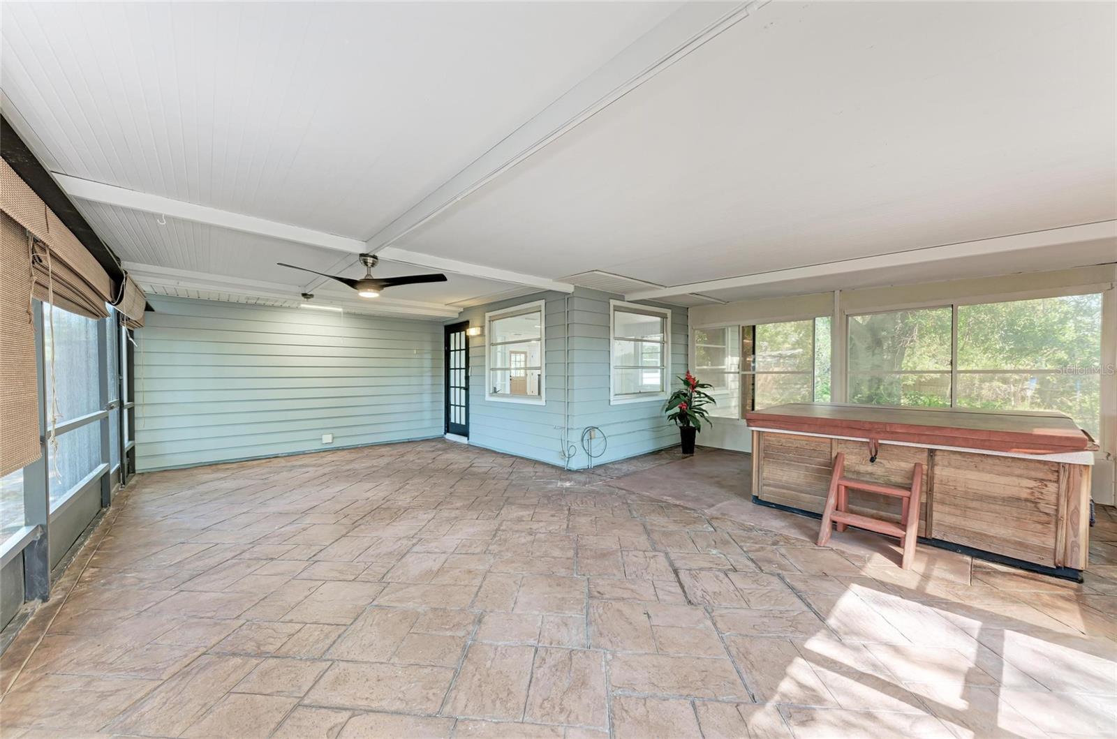 826 LILLIAN LN, SARASOTA, FL, 34243