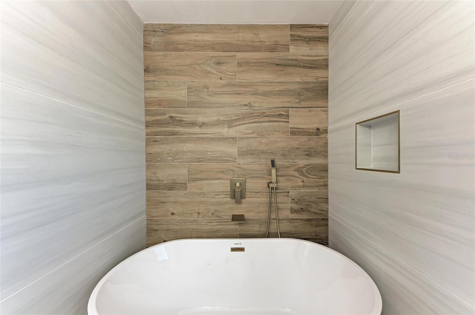 826 LILLIAN LN, SARASOTA, FL, 34243