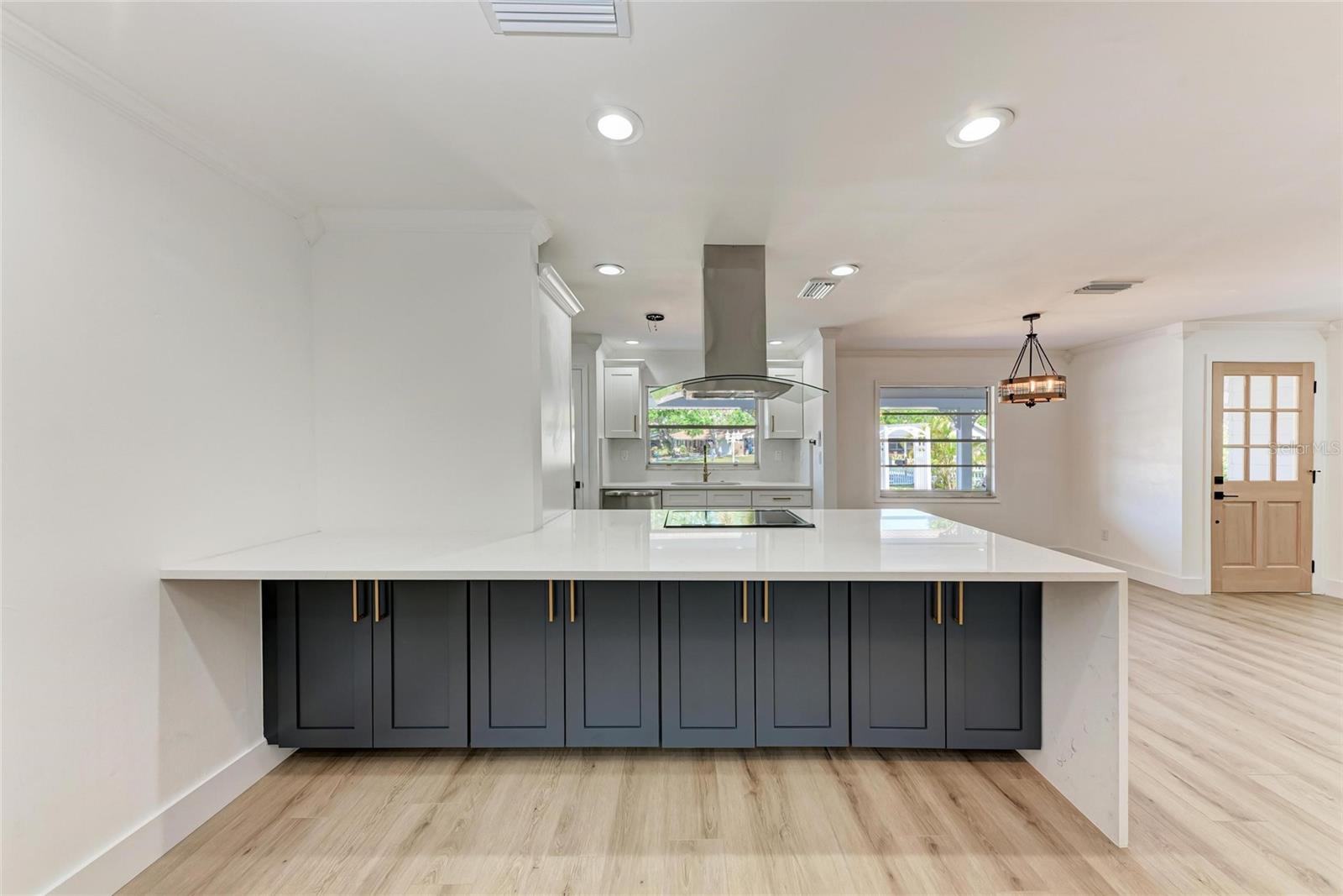 826 LILLIAN LN, SARASOTA, FL, 34243