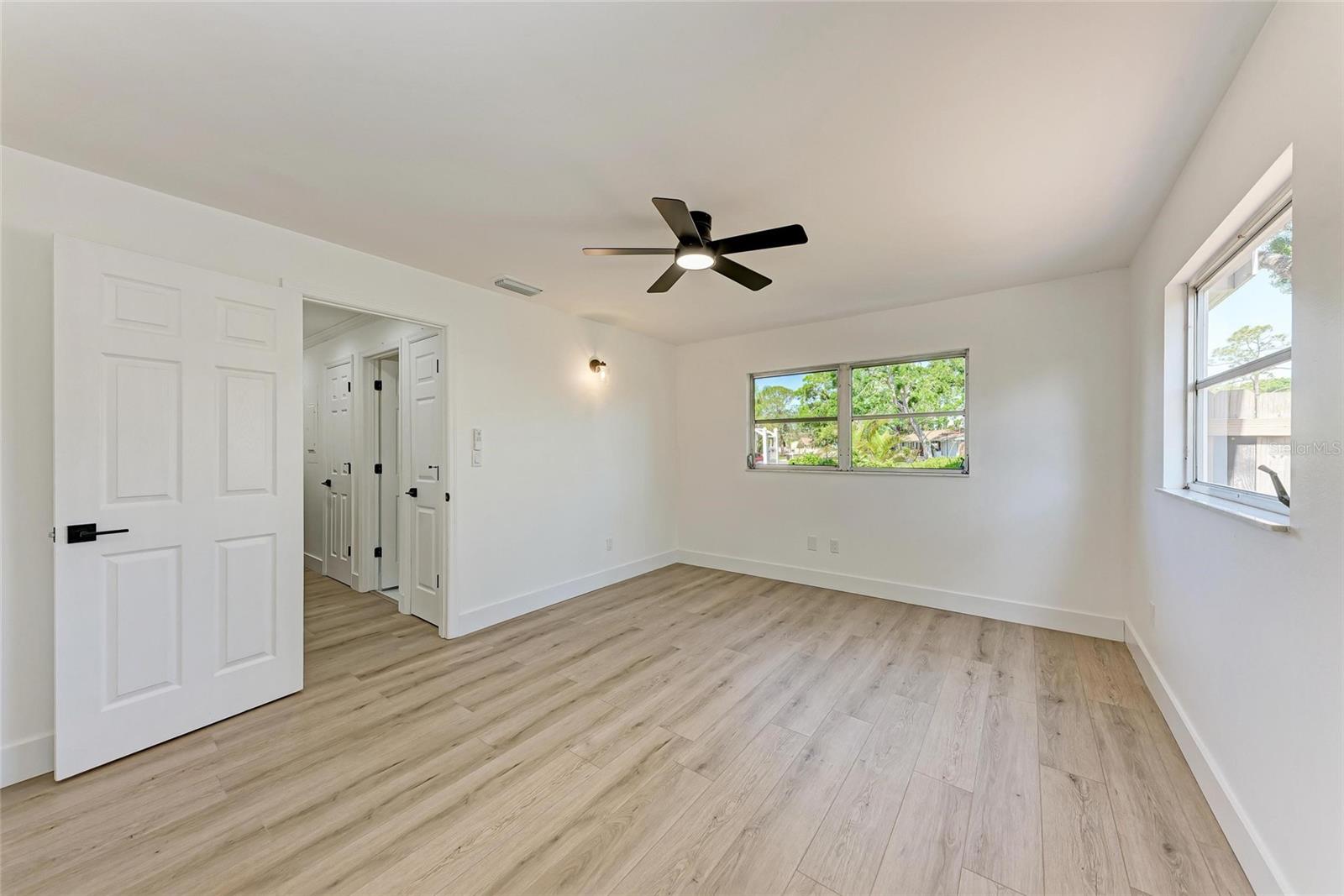 826 LILLIAN LN, SARASOTA, FL, 34243