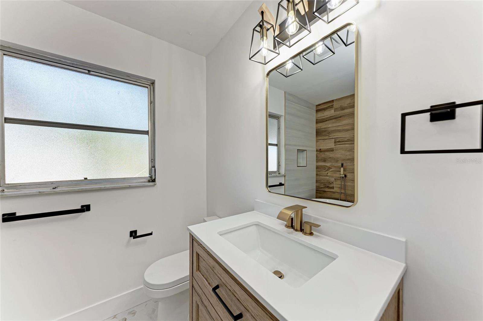 826 LILLIAN LN, SARASOTA, FL, 34243