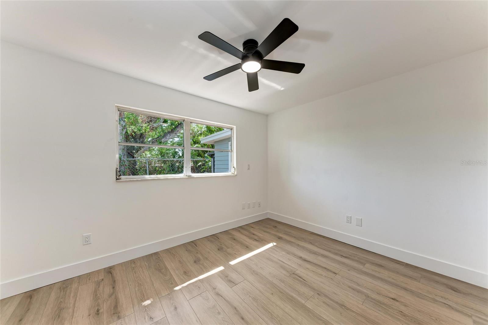 826 LILLIAN LN, SARASOTA, FL, 34243