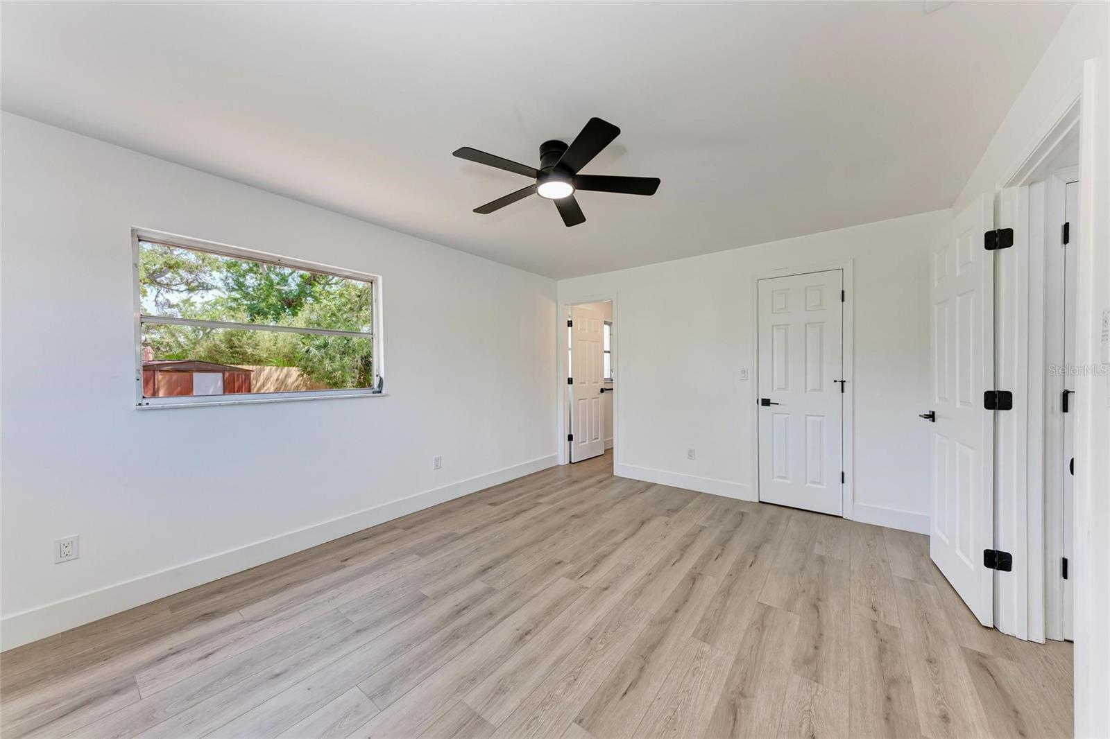 826 LILLIAN LN, SARASOTA, FL, 34243