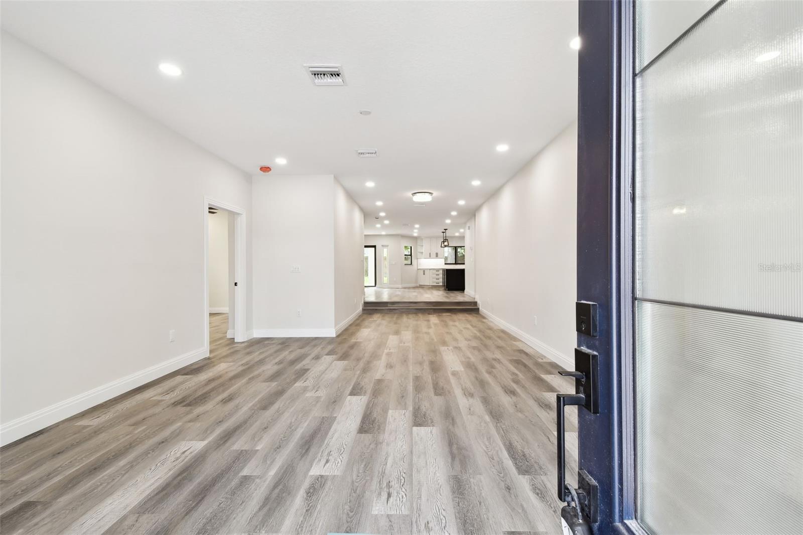 1045 JESSE AVE, SAFETY HARBOR, FL, 34695