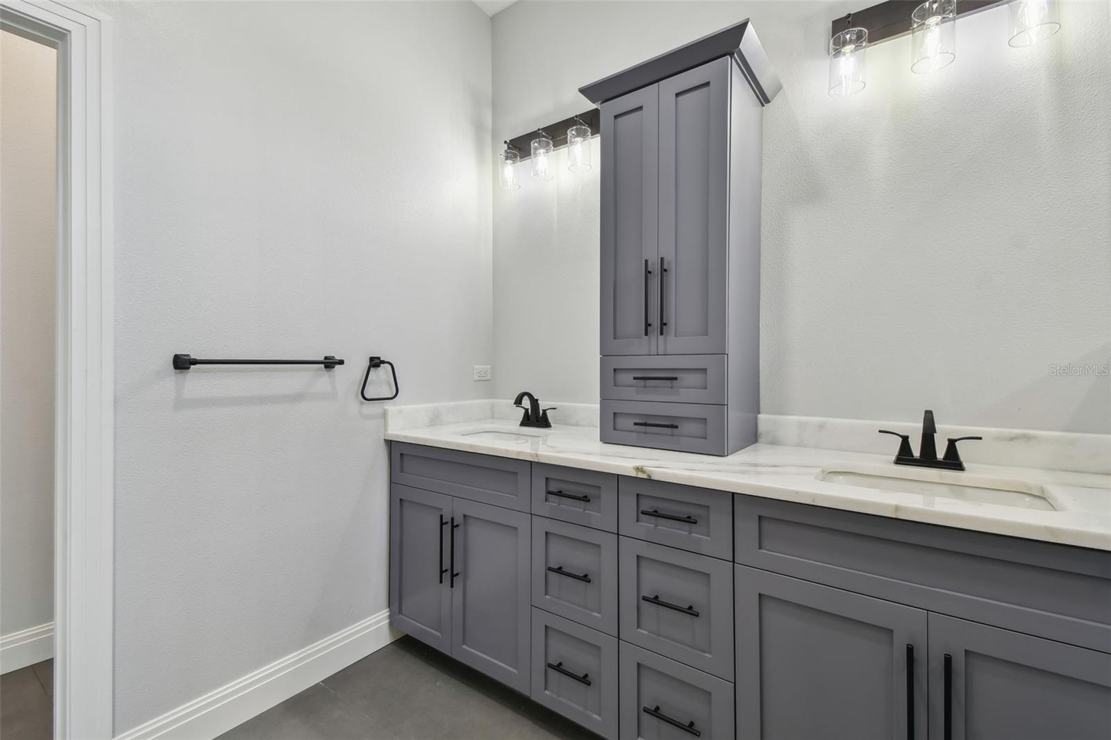 1045 JESSE AVE, SAFETY HARBOR, FL, 34695