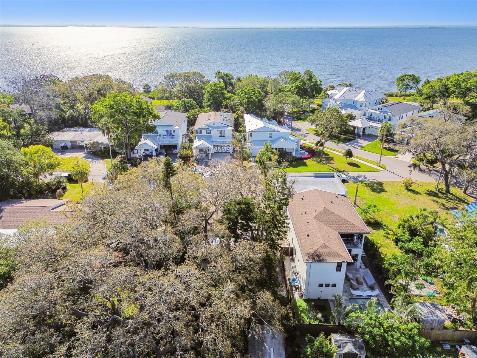 1045 JESSE AVE, SAFETY HARBOR, FL, 34695