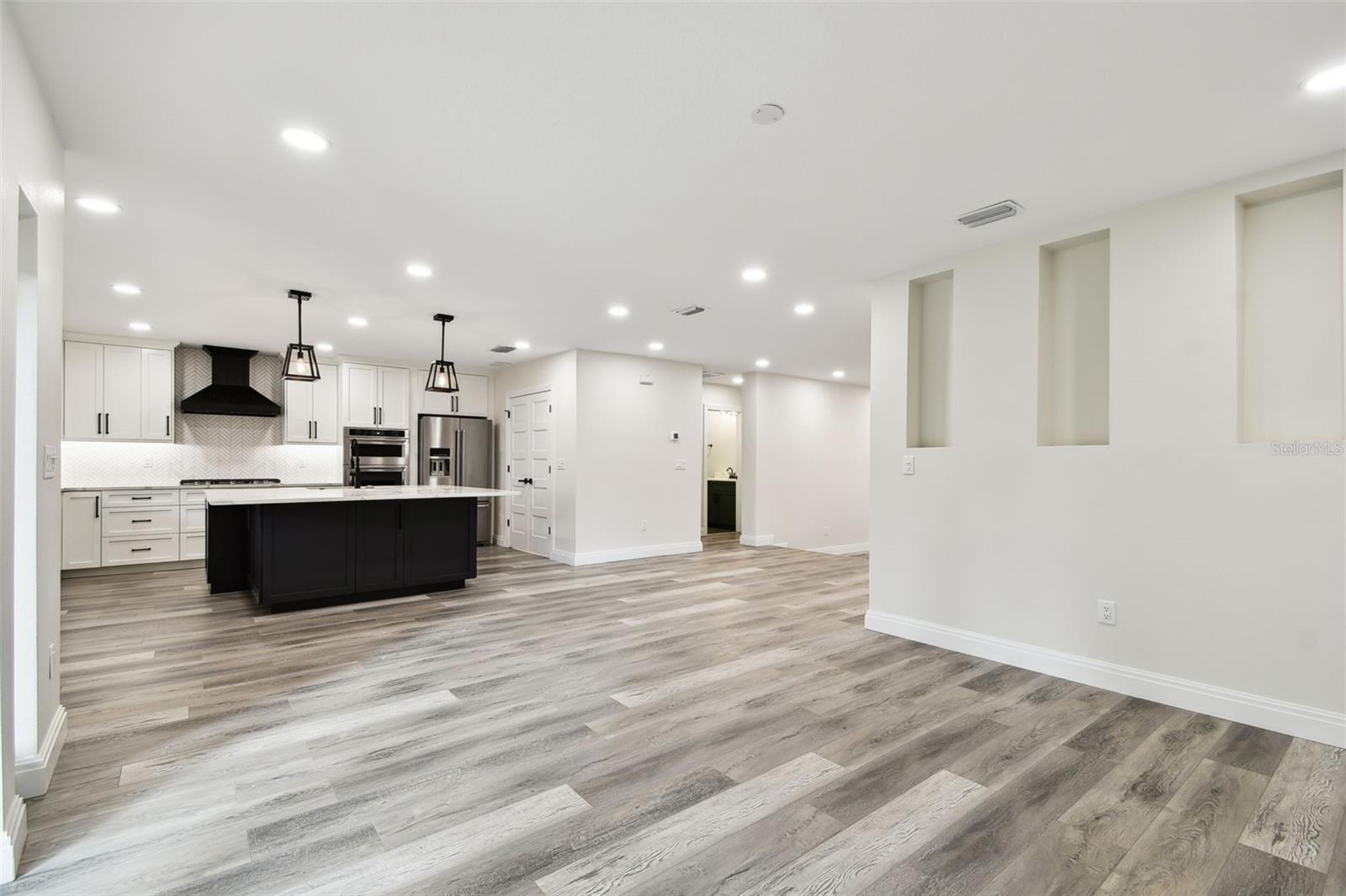 1045 JESSE AVE, SAFETY HARBOR, FL, 34695