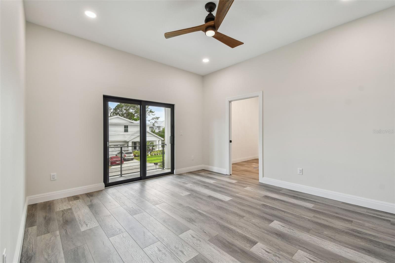 1045 JESSE AVE, SAFETY HARBOR, FL, 34695