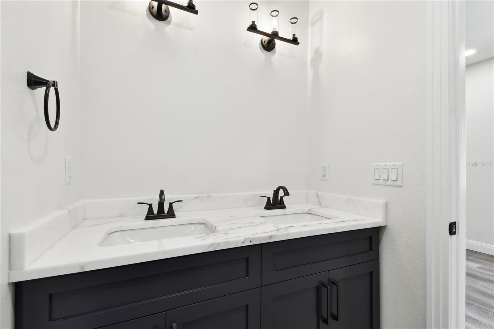 1045 JESSE AVE, SAFETY HARBOR, FL, 34695