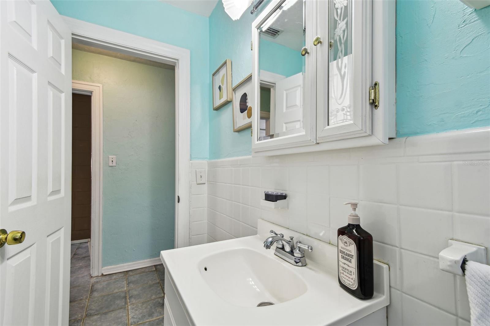 3821 6TH AVE N, ST PETERSBURG, FL, 33713