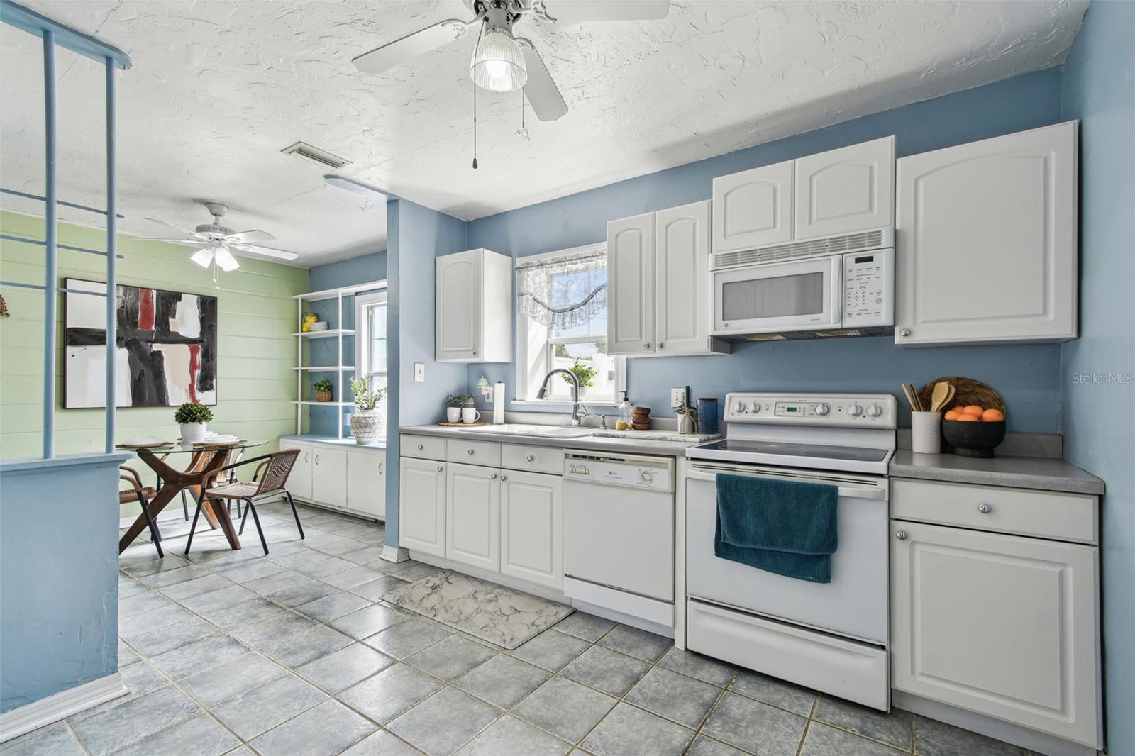 3821 6TH AVE N, ST PETERSBURG, FL, 33713