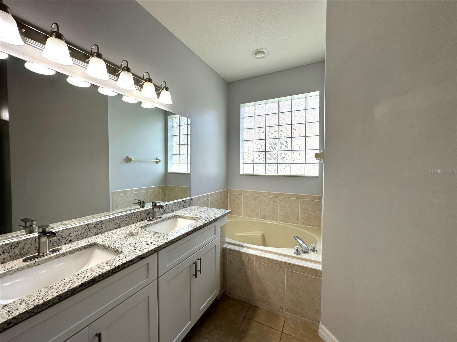 5135 SANTA ANA DR, ORLANDO, FL, 32837