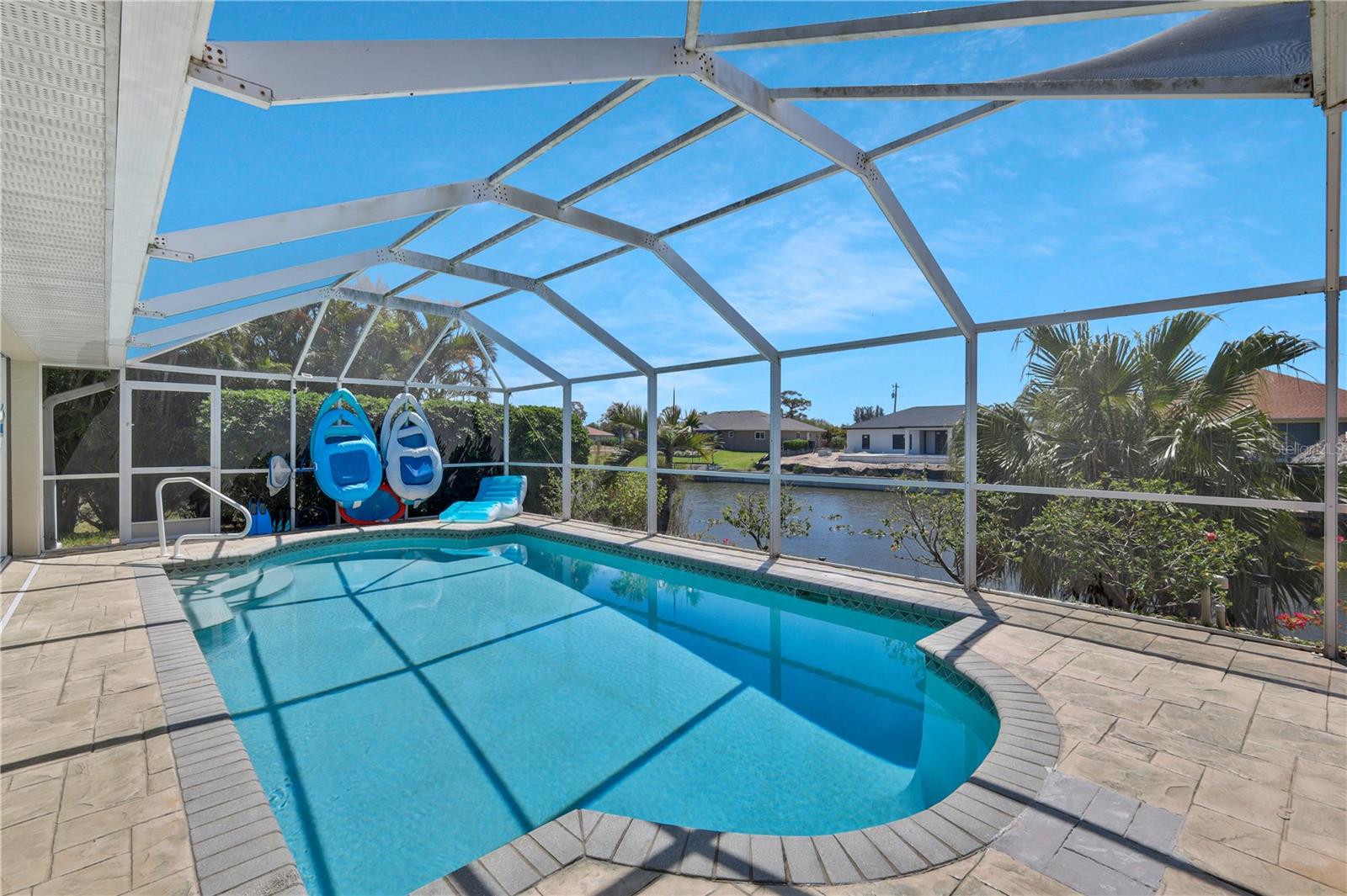 326 NE 6TH ST, CAPE CORAL, FL, 33909