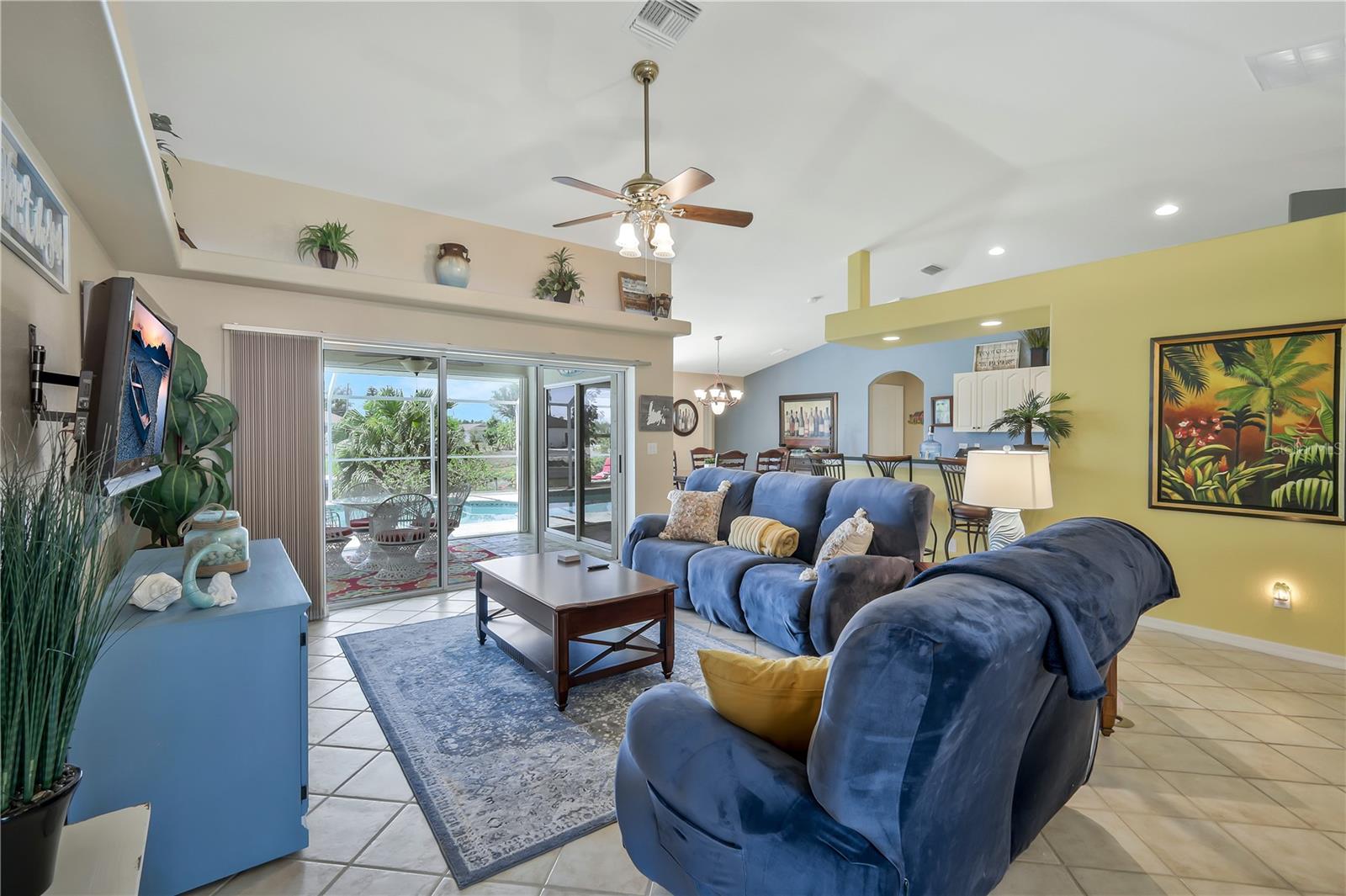 326 NE 6TH ST, CAPE CORAL, FL, 33909