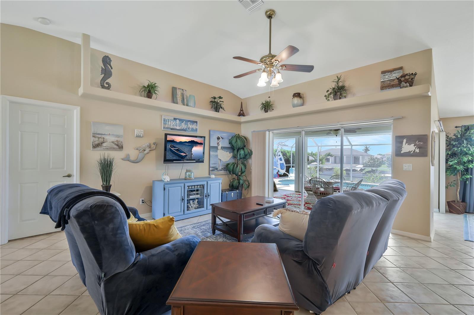 326 NE 6TH ST, CAPE CORAL, FL, 33909