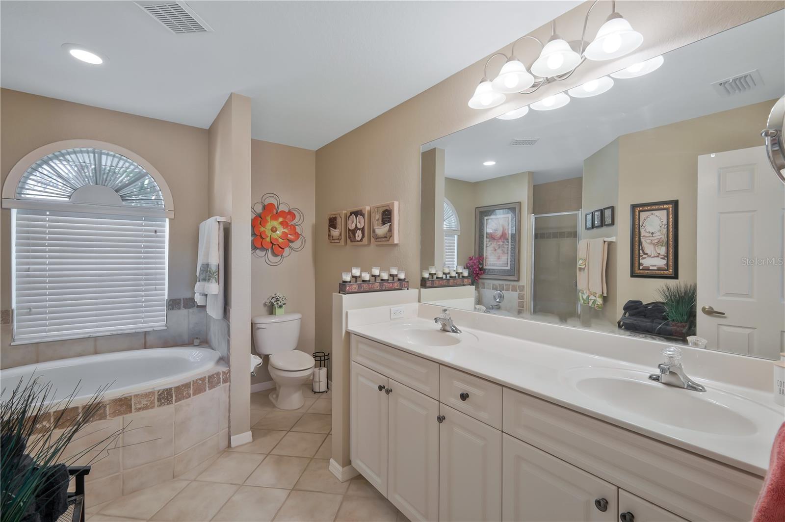 326 NE 6TH ST, CAPE CORAL, FL, 33909