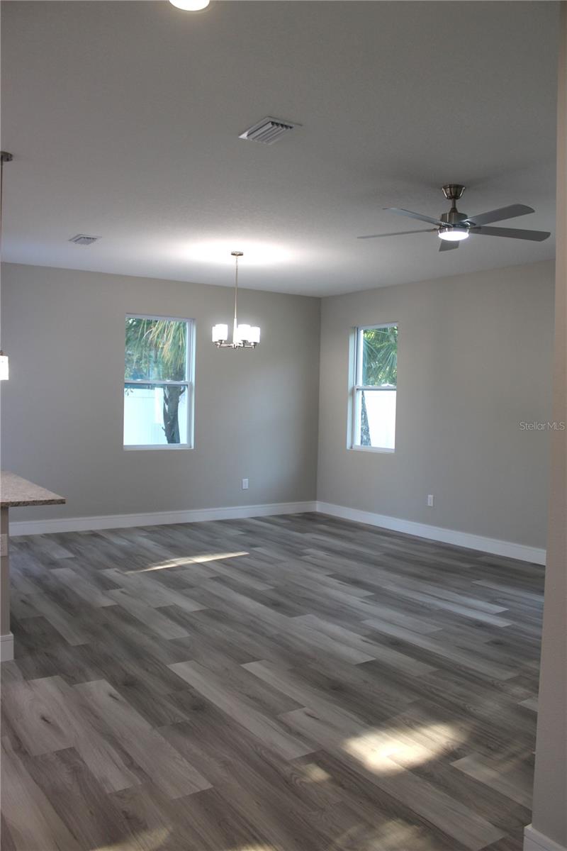 2211 E 28TH AVE, TAMPA, FL, 33605