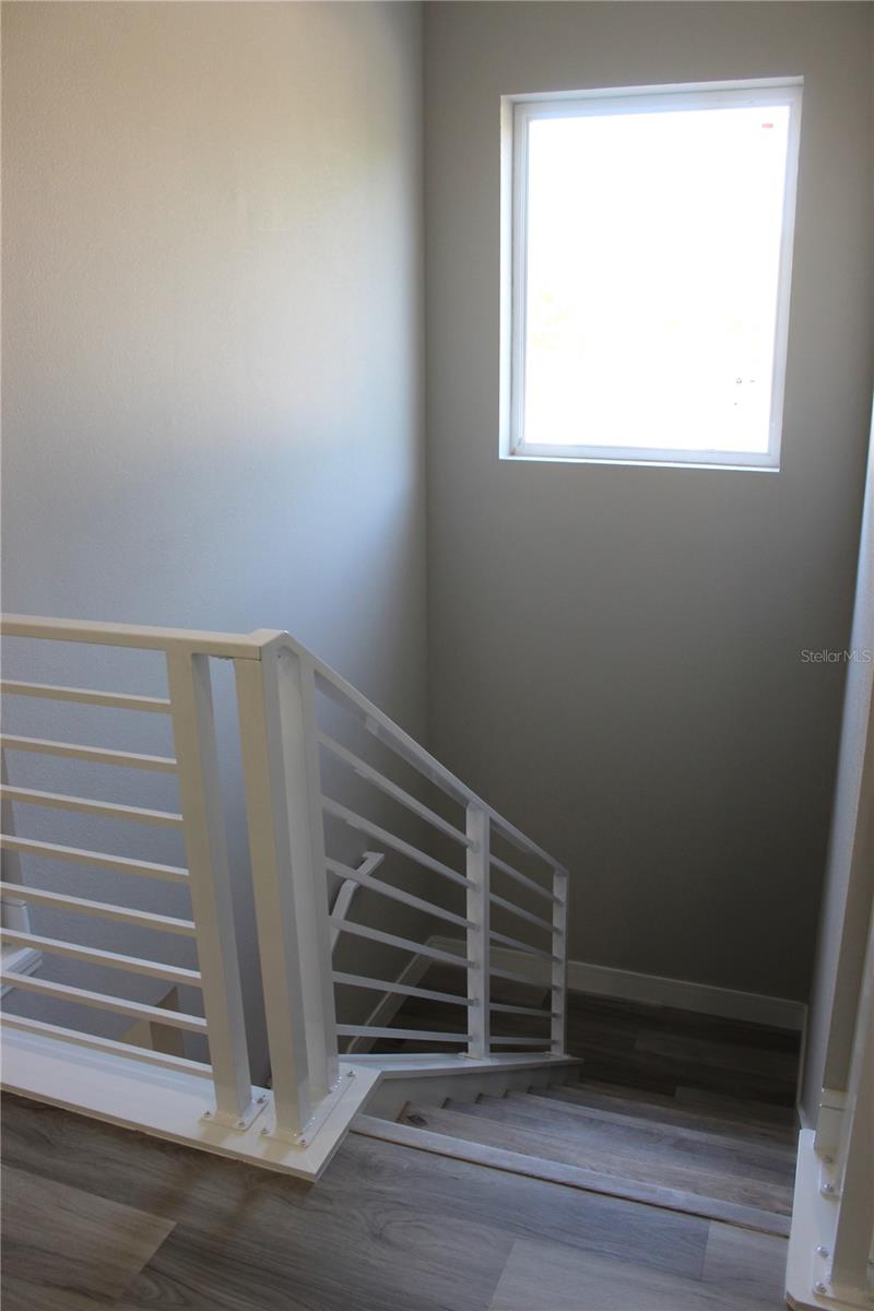 2211 E 28TH AVE, TAMPA, FL, 33605