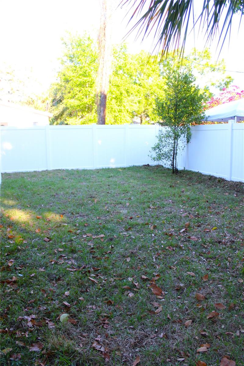 2211 E 28TH AVE, TAMPA, FL, 33605