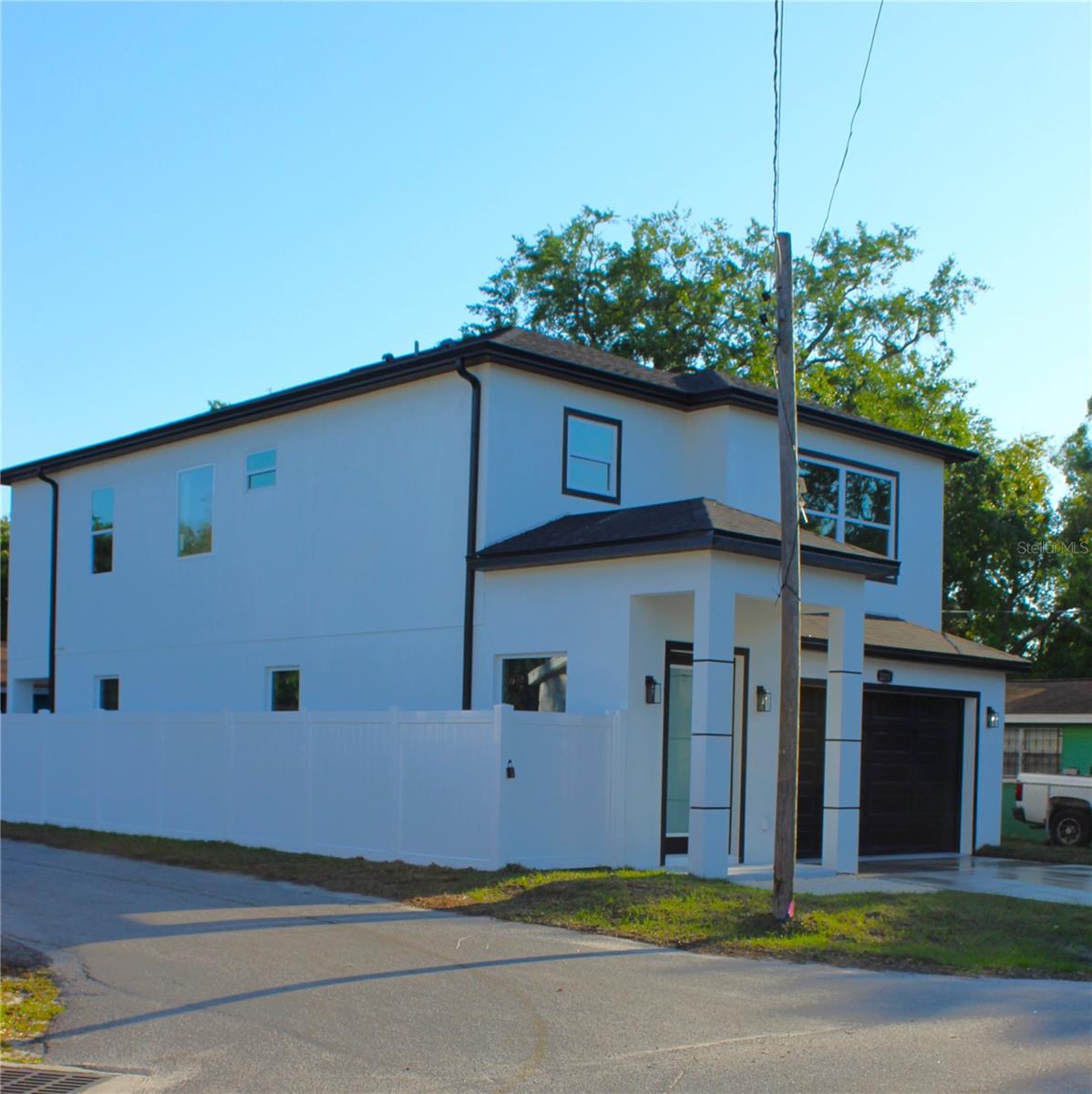 2211 E 28TH AVE, TAMPA, FL, 33605