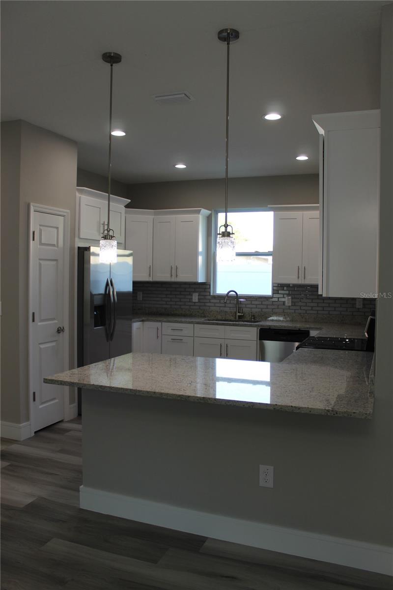 2211 E 28TH AVE, TAMPA, FL, 33605