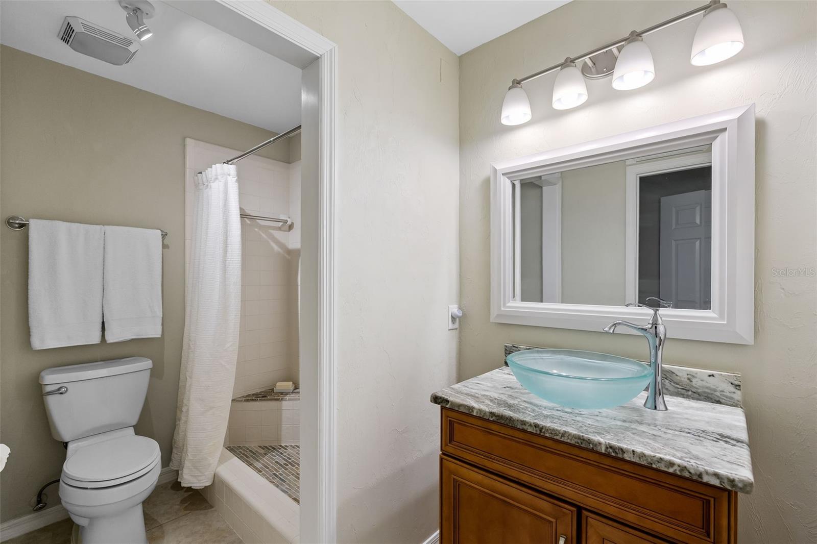 1037 NW 41ST DR, GAINESVILLE, FL, 32605