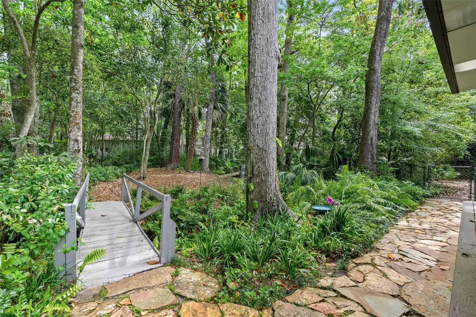 1037 NW 41ST DR, GAINESVILLE, FL, 32605