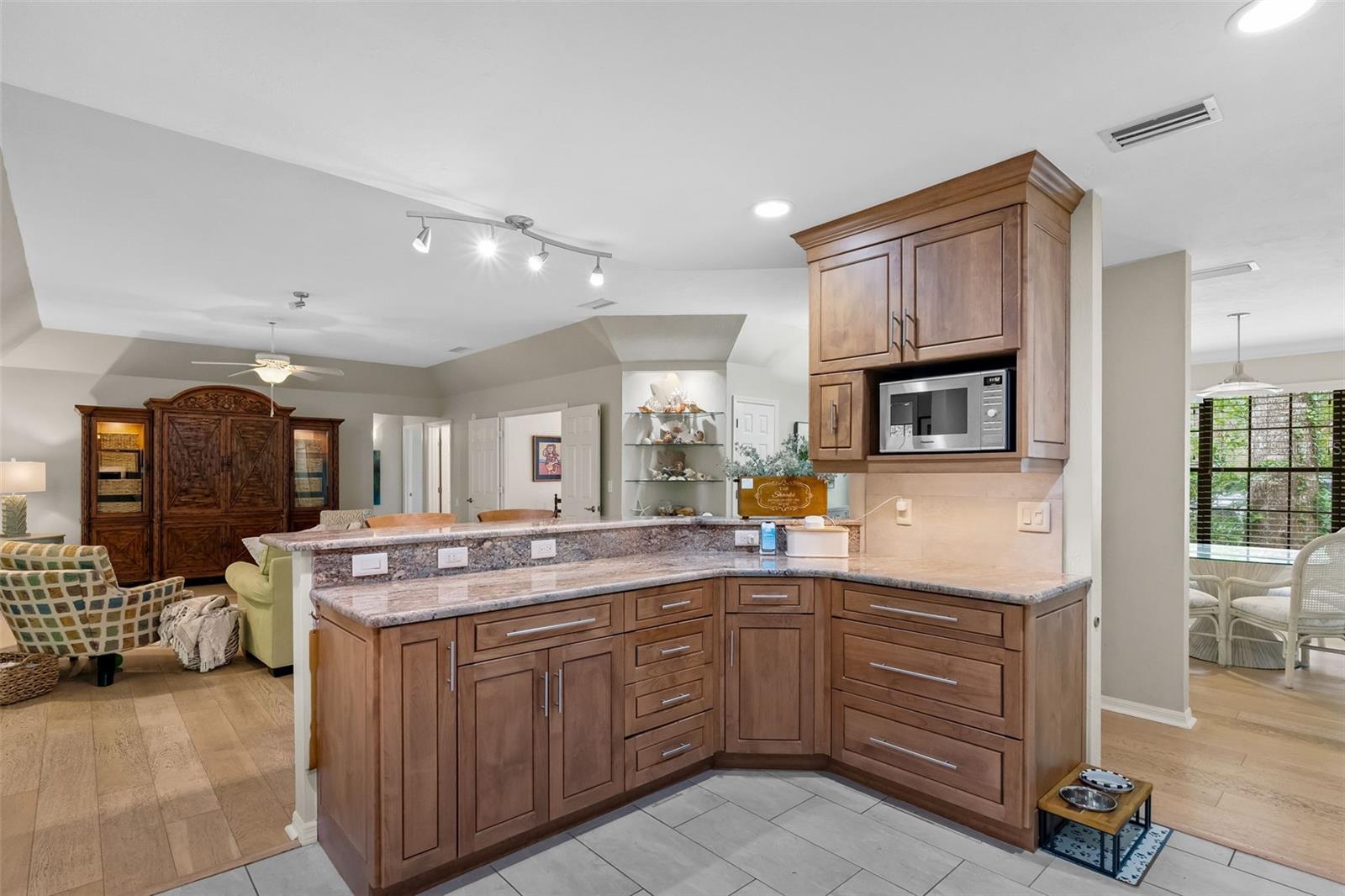1037 NW 41ST DR, GAINESVILLE, FL, 32605