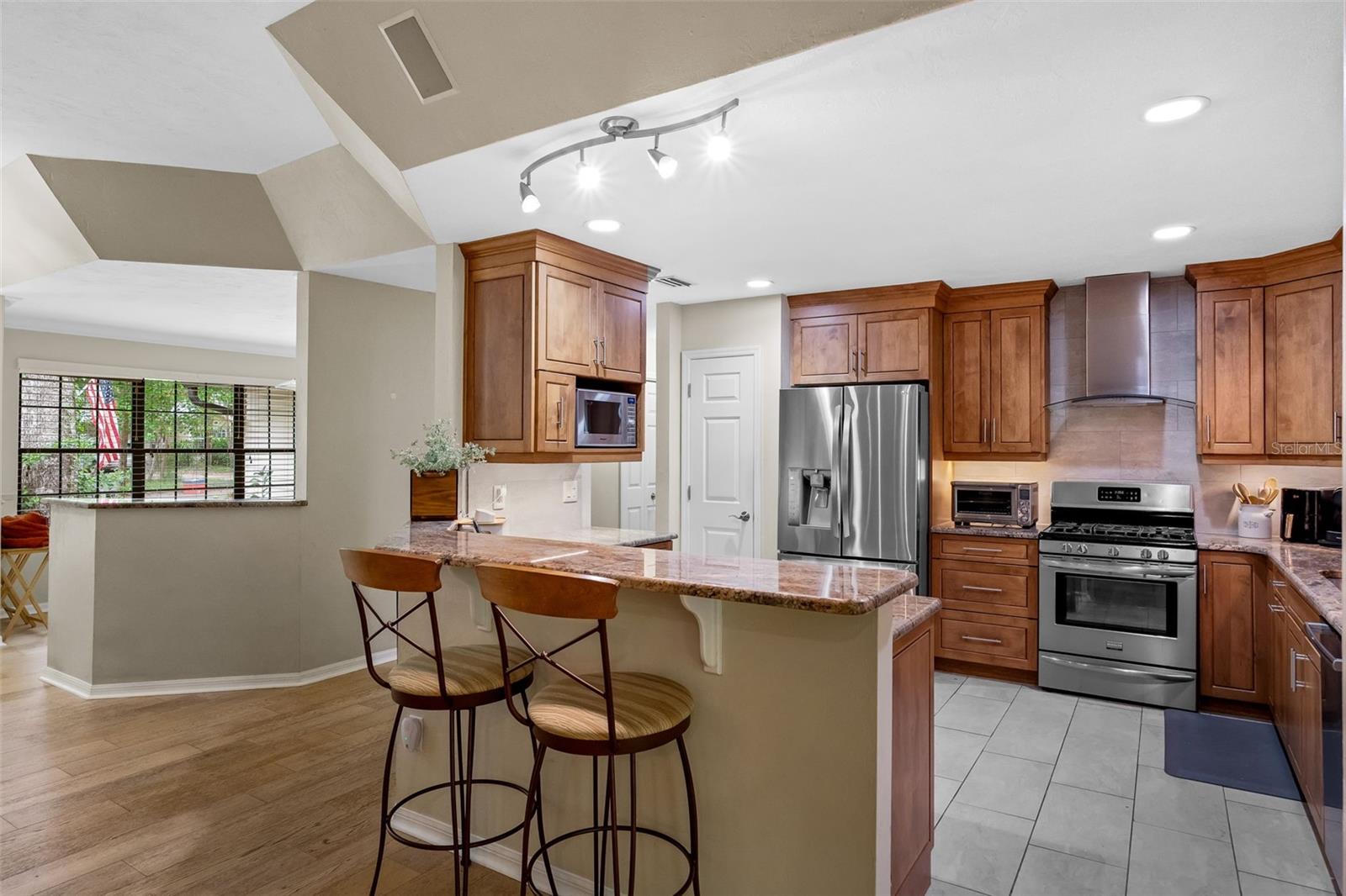 1037 NW 41ST DR, GAINESVILLE, FL, 32605
