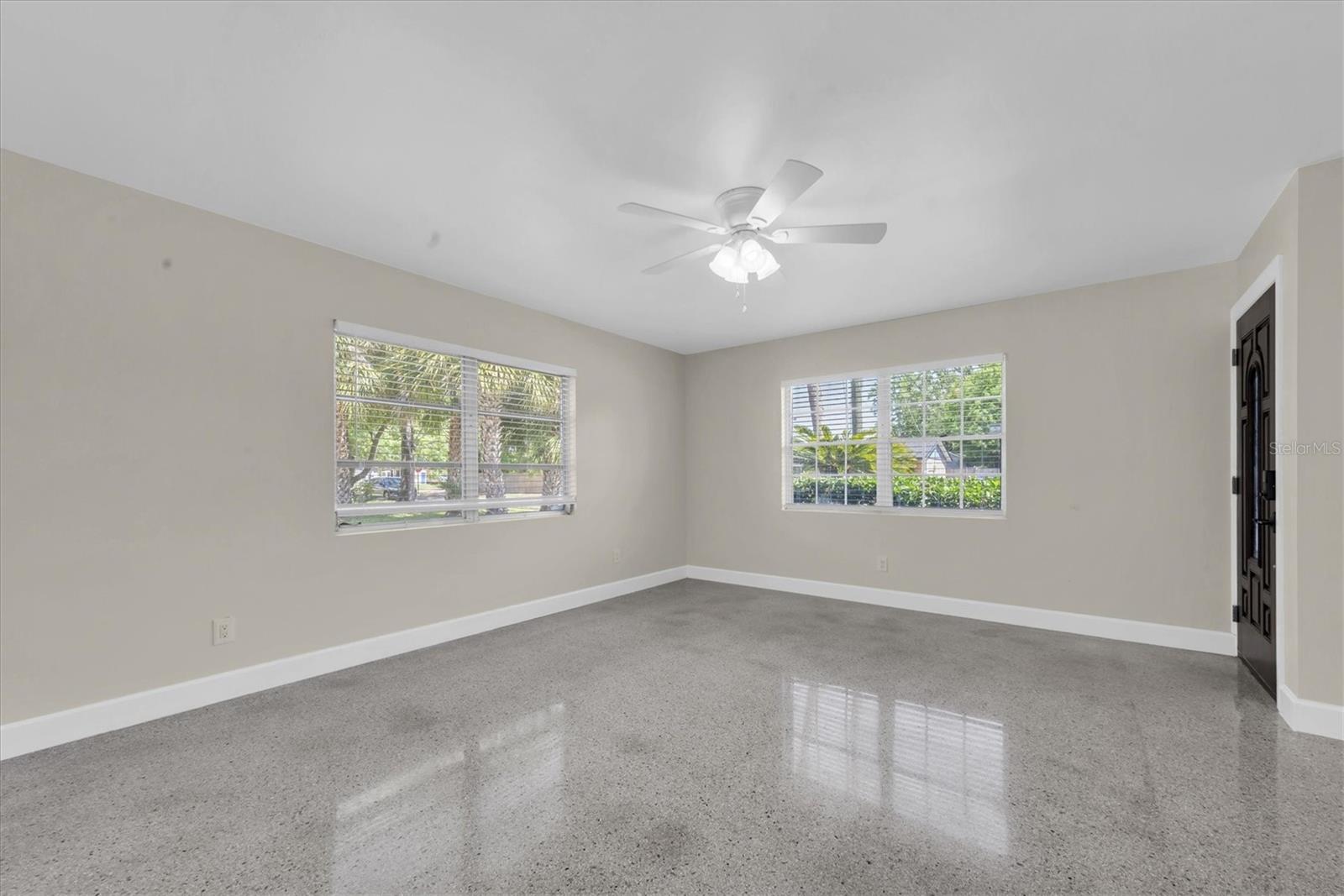 4812 WYNWOOD DR, TAMPA, FL, 33615