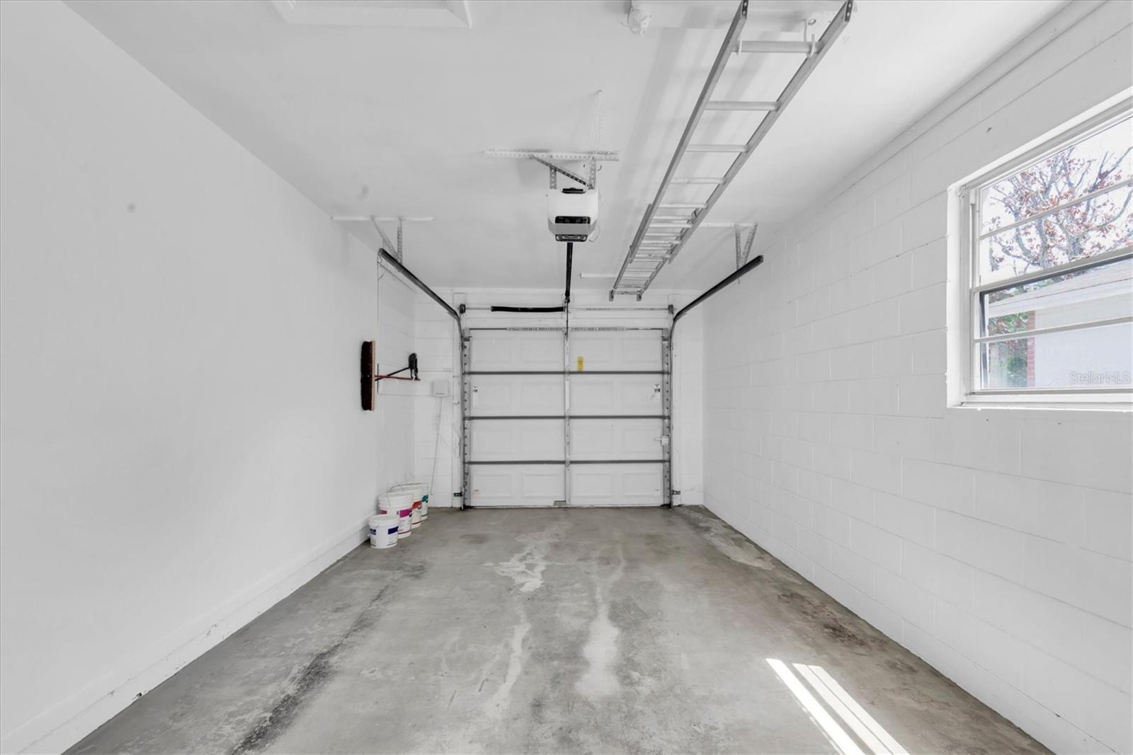 4812 WYNWOOD DR, TAMPA, FL, 33615