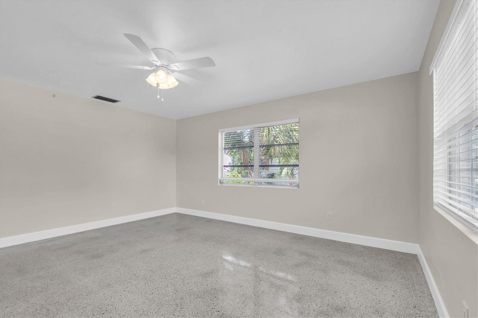 4812 WYNWOOD DR, TAMPA, FL, 33615