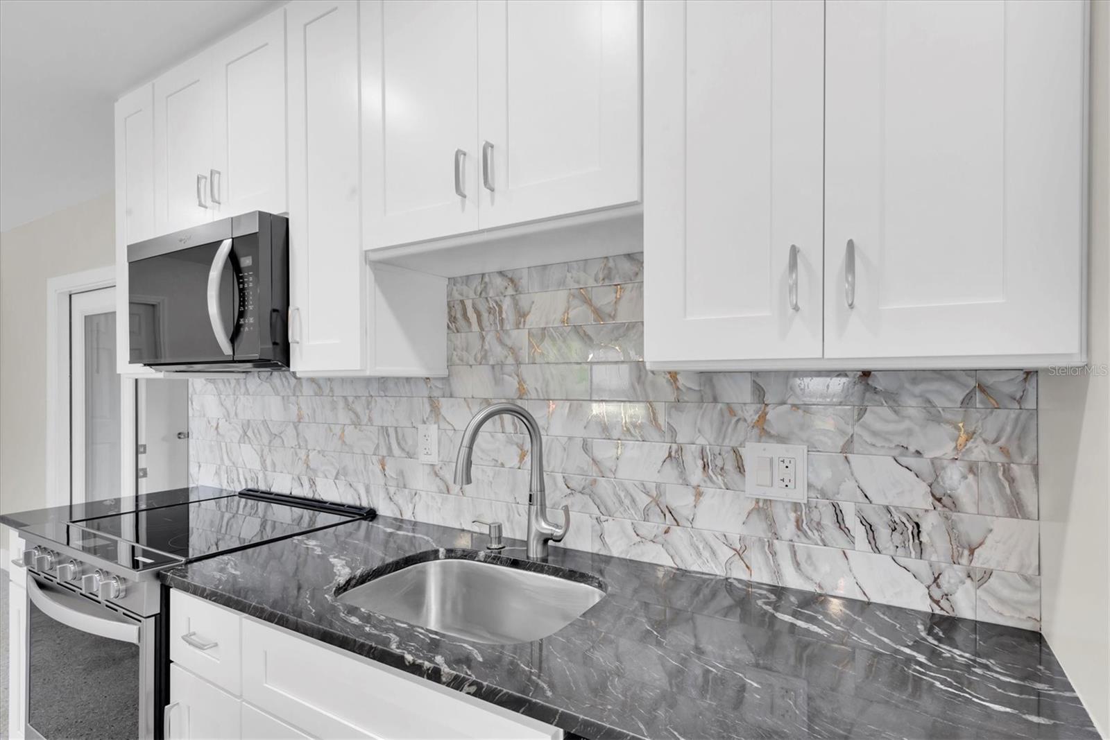 4812 WYNWOOD DR, TAMPA, FL, 33615